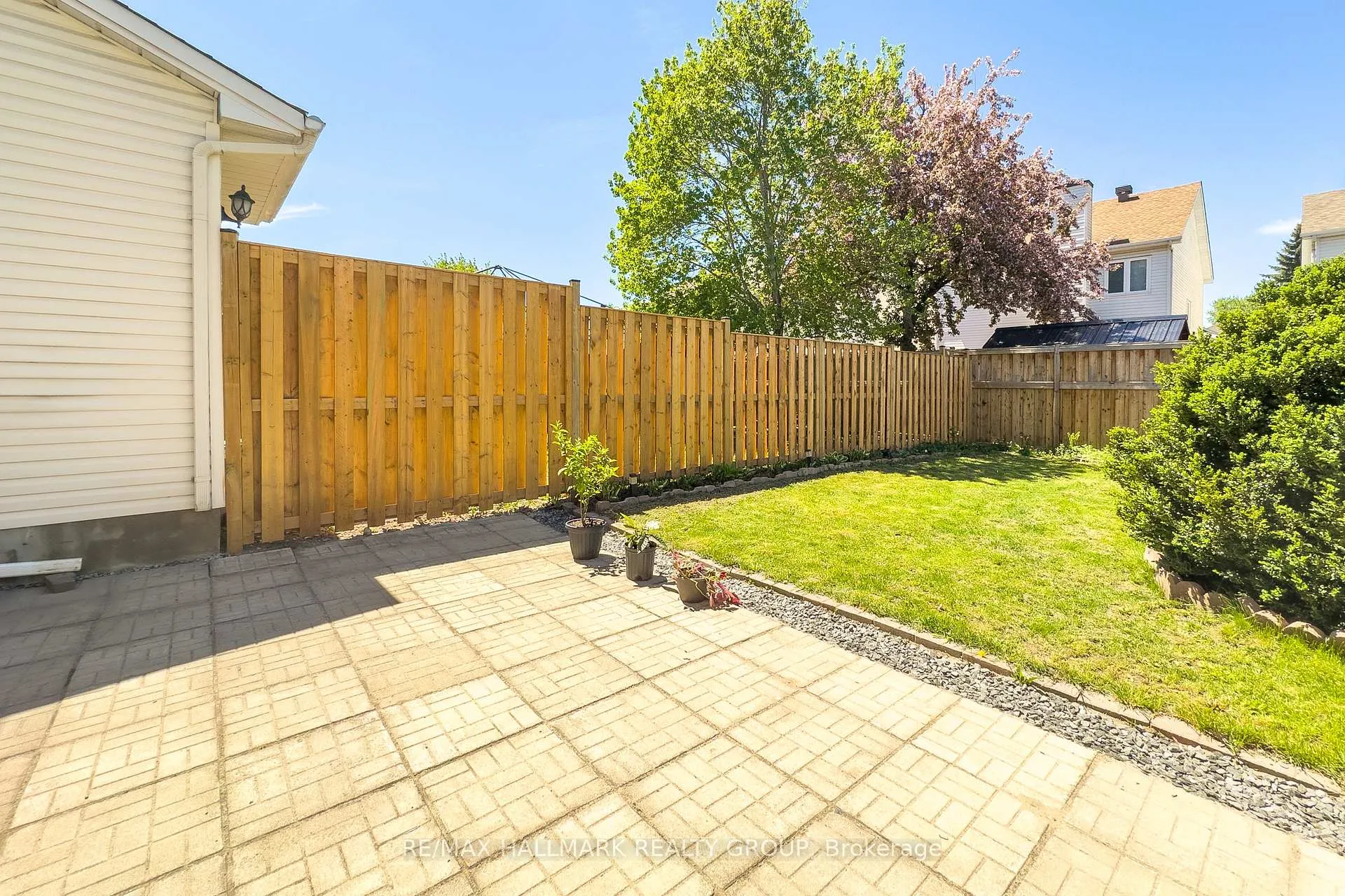 Photo 29 of 290 Stoneway Drive, Ottawa, Barrhaven East — HOMEH