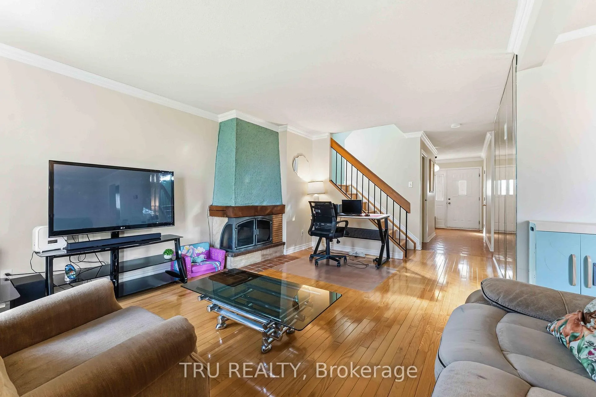 Photo 11 of 359 Burnt Ember Way, Ottawa, Chatelaine Village — HOMEH