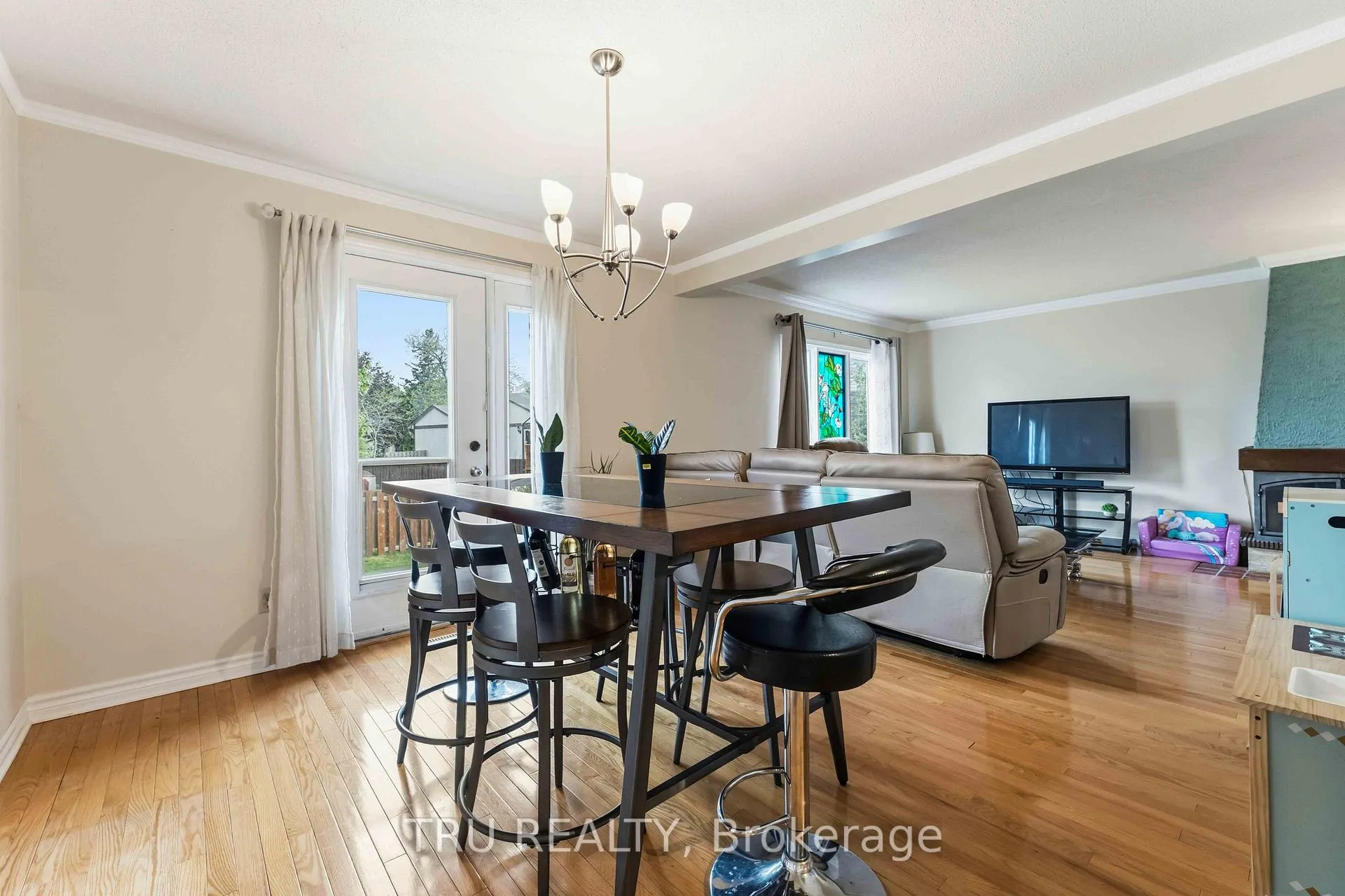 Photo 13 of 359 Burnt Ember Way, Ottawa, Chatelaine Village — HOMEH