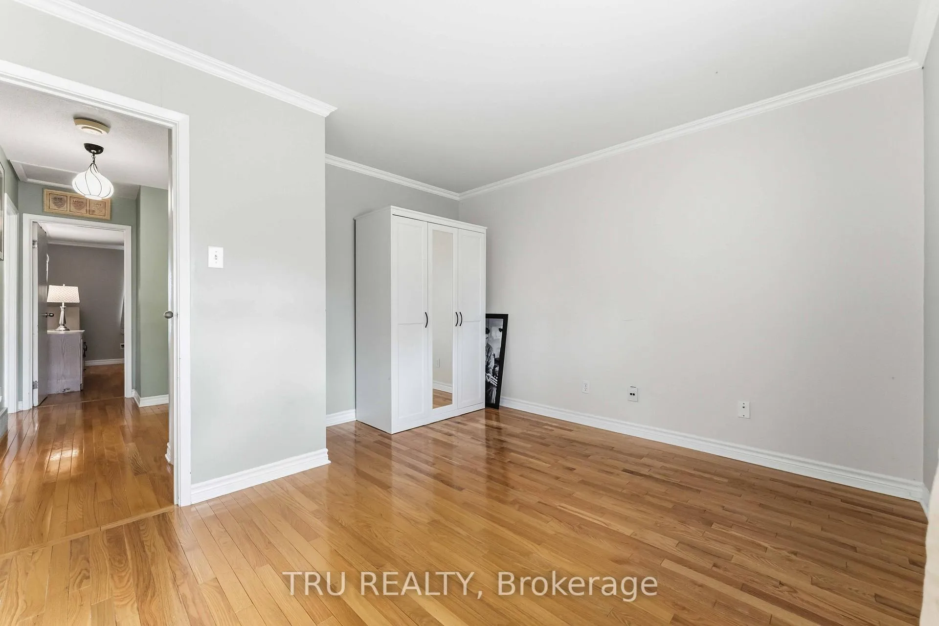 Photo 22 of 359 Burnt Ember Way, Ottawa, Chatelaine Village — HOMEH