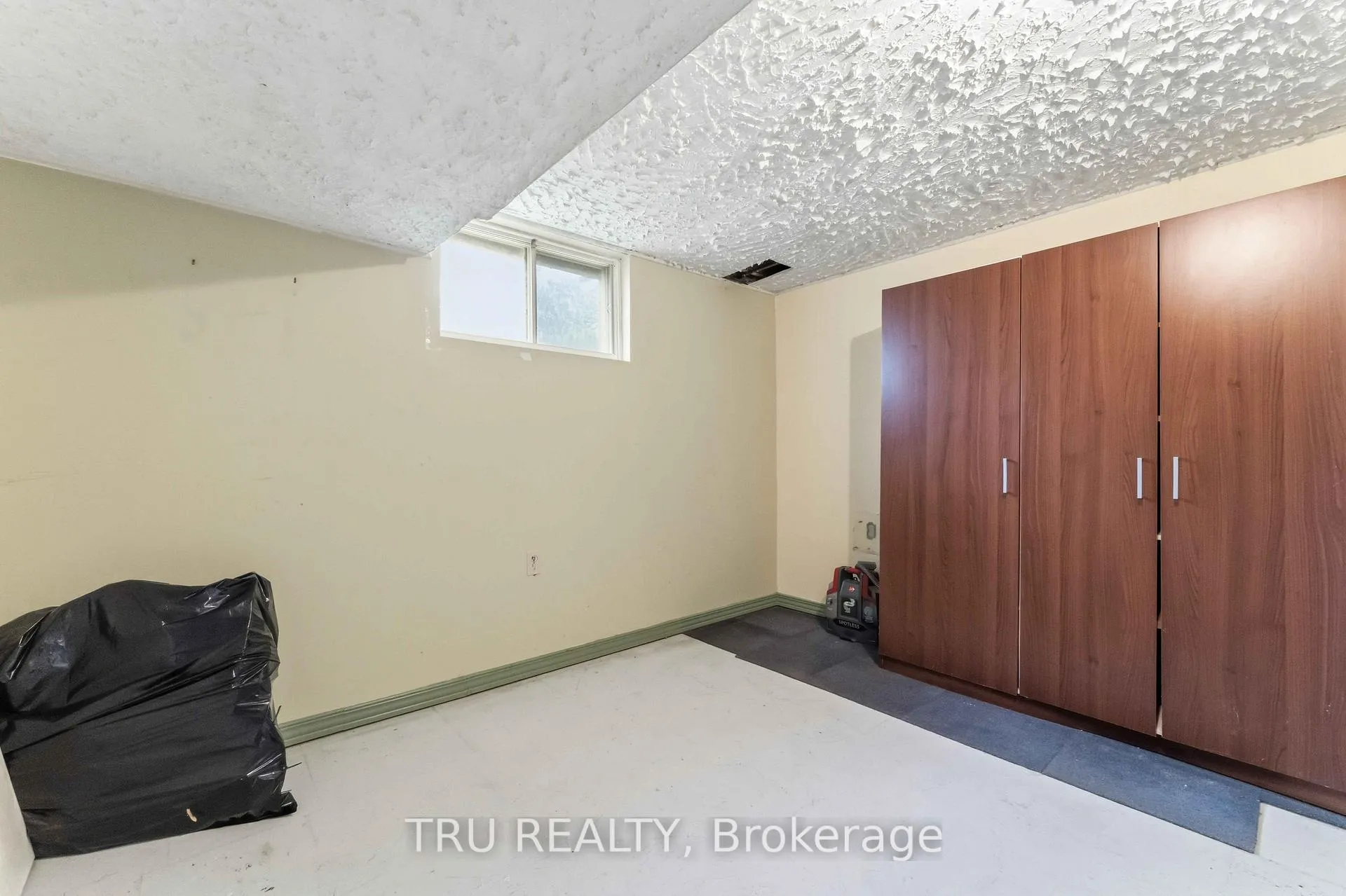 Photo 36 of 359 Burnt Ember Way, Ottawa, Chatelaine Village — HOMEH