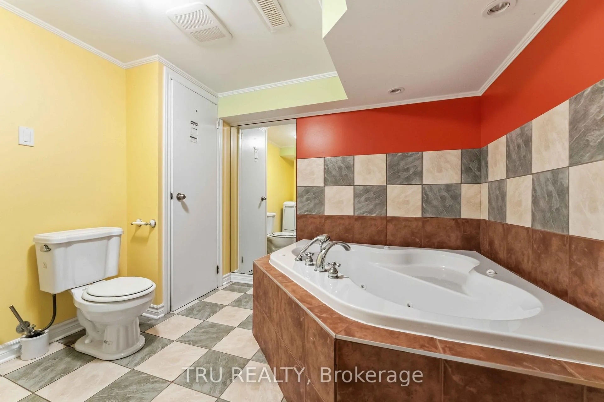 Photo 41 of 359 Burnt Ember Way, Ottawa, Chatelaine Village — HOMEH