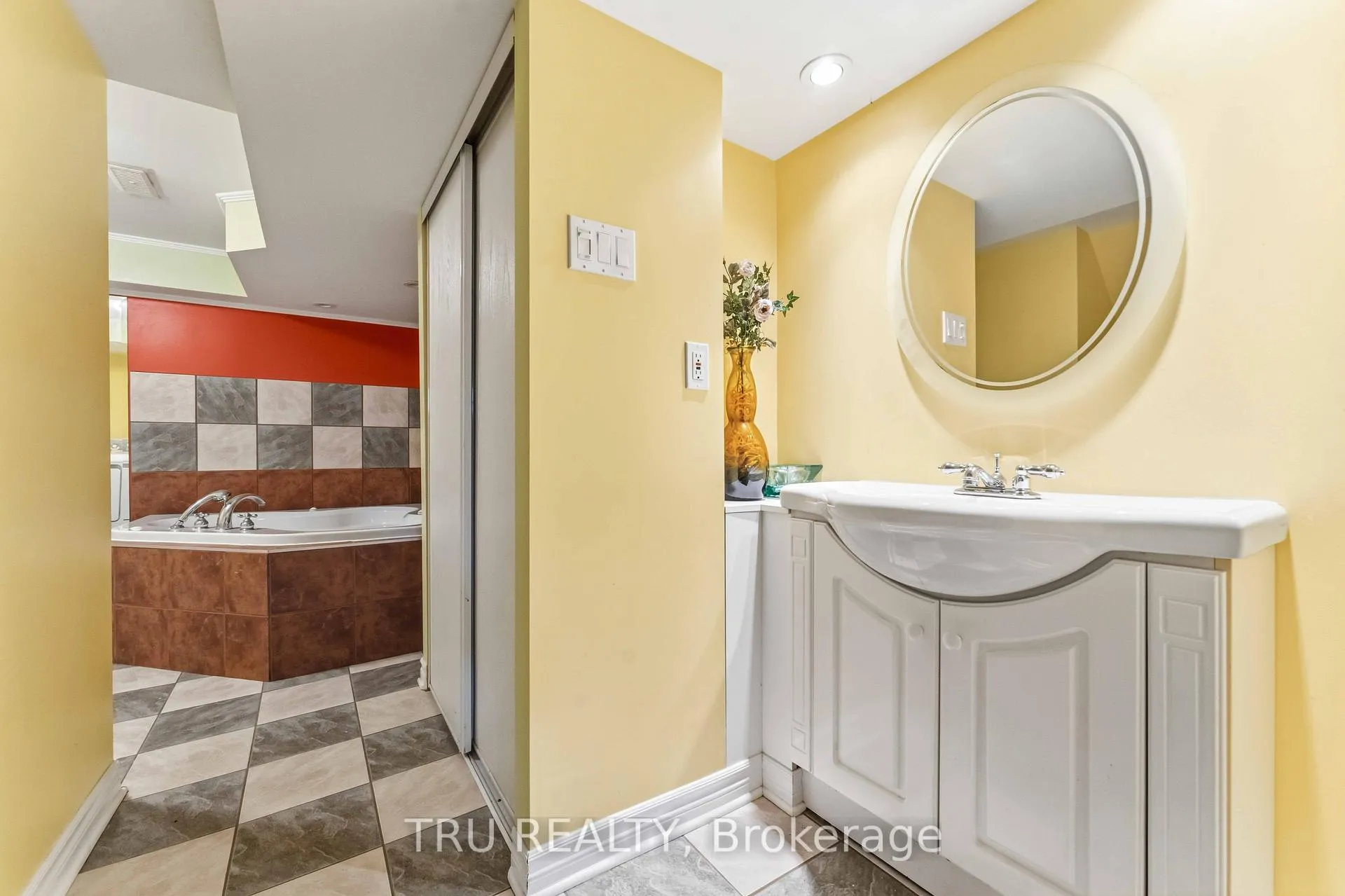 Photo 42 of 359 Burnt Ember Way, Ottawa, Chatelaine Village — HOMEH