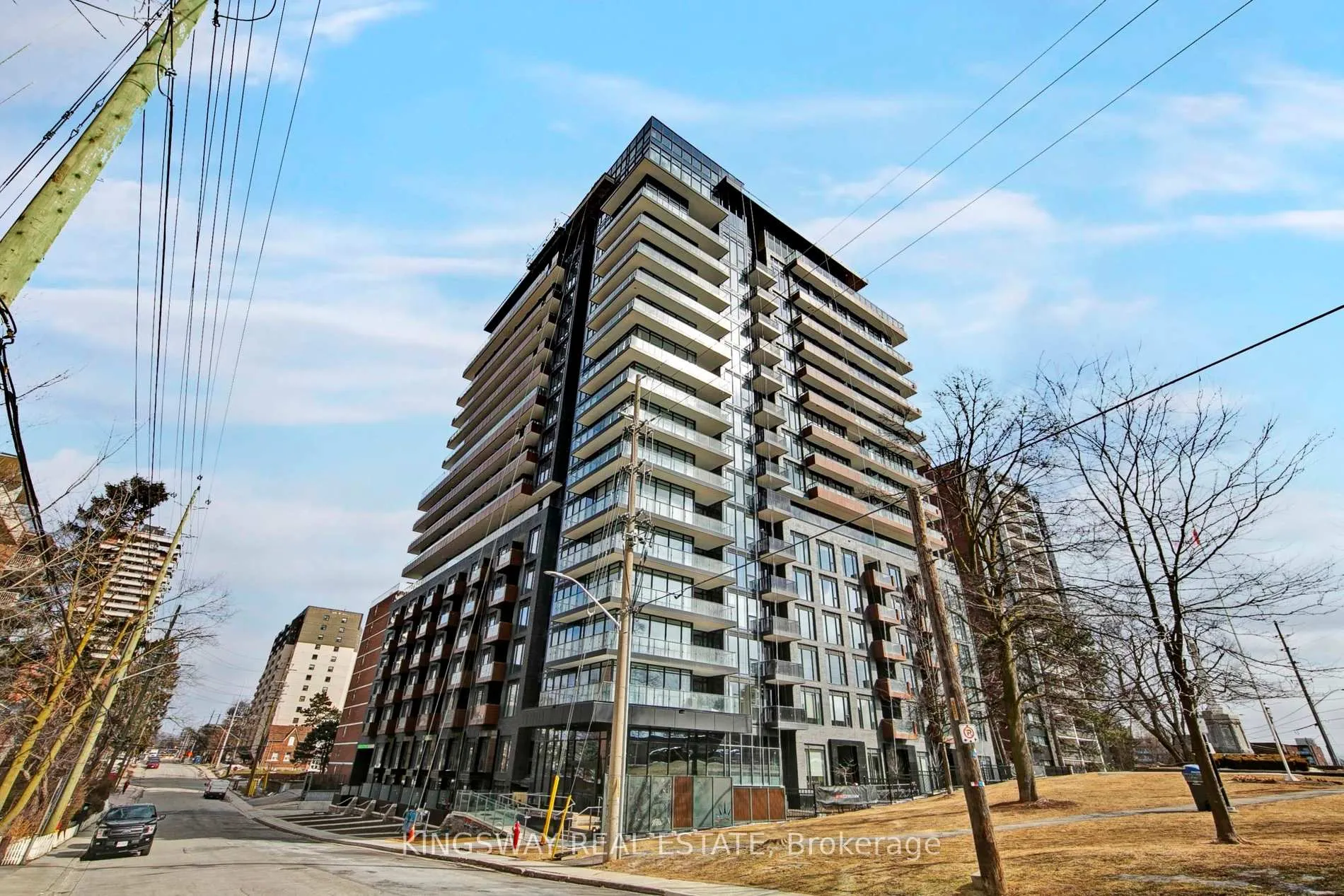Photo 1 of 21 Park Street, Mississauga, Port Credit — HOMEH
