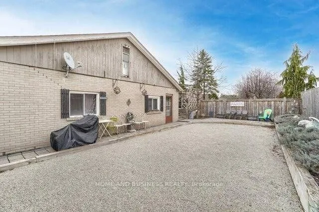 Photo 27 of 8 Sora Drive, Mississauga, Streetsville — HOMEH
