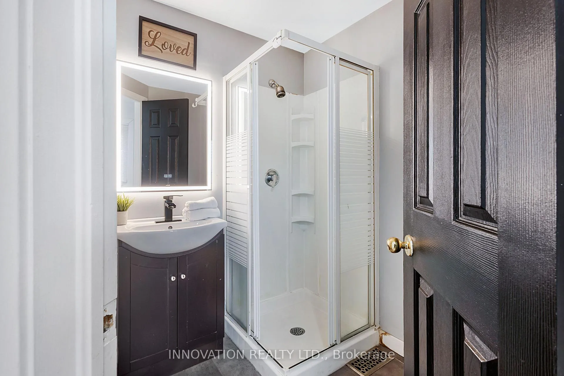 Photo 3 of 330 Fairbrooke Court, Arnprior — HOMEH