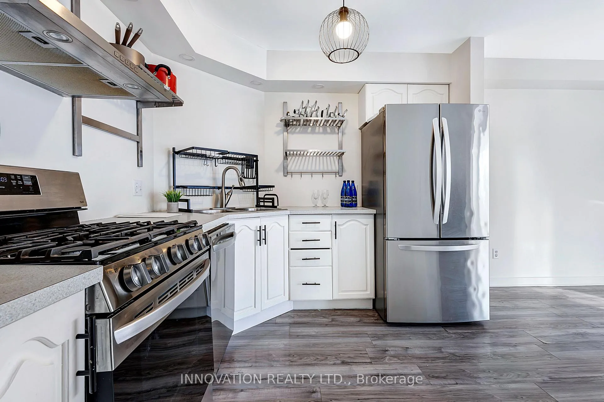 Photo 6 of 330 Fairbrooke Court, Arnprior — HOMEH