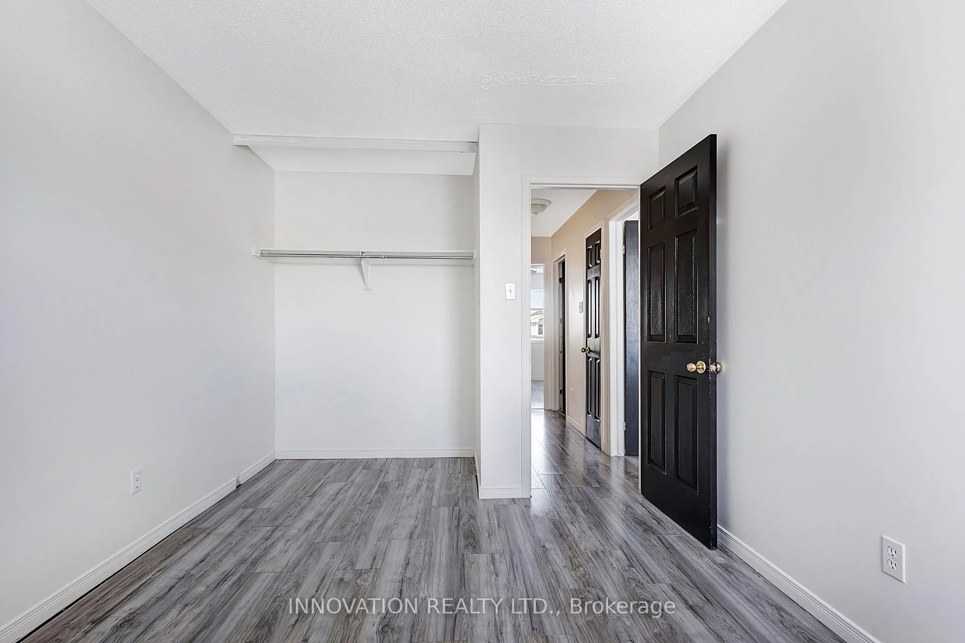 Photo 20 of 330 Fairbrooke Court, Arnprior — HOMEH
