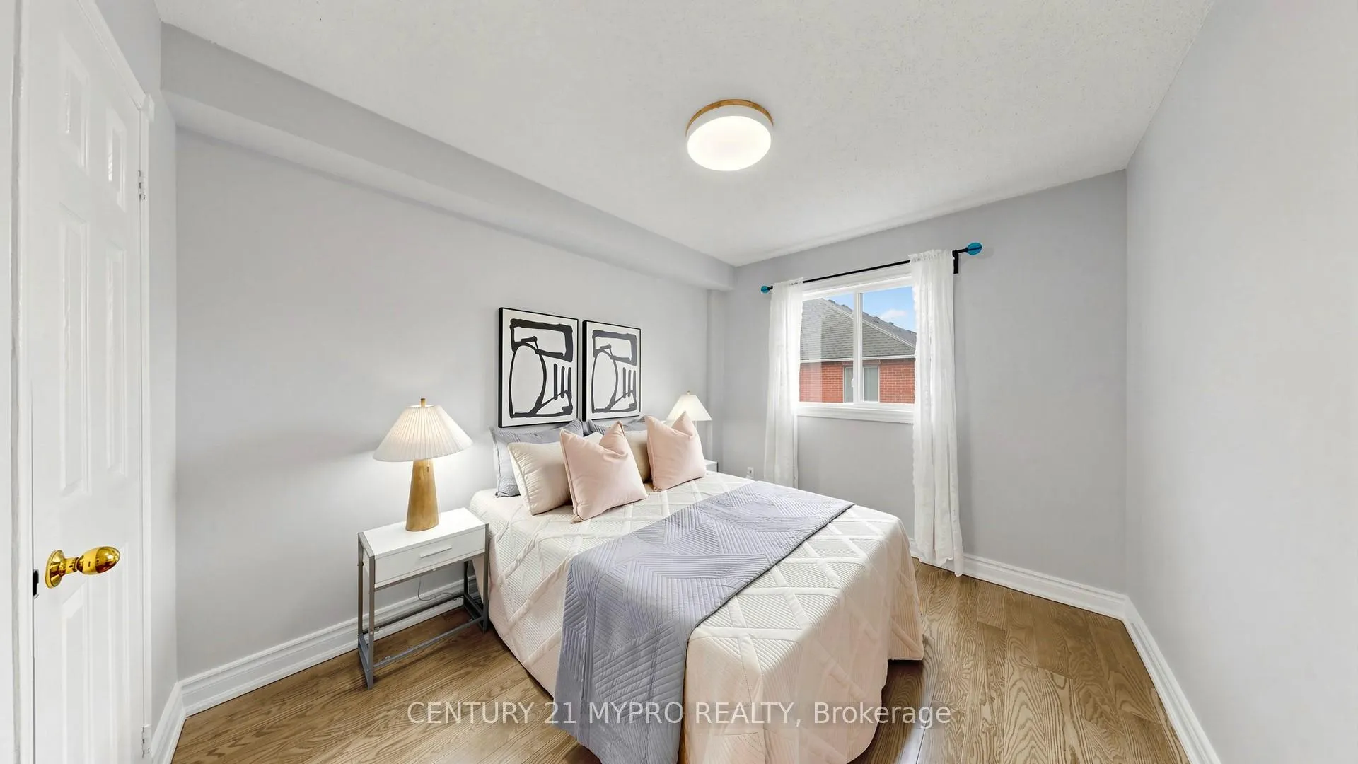 Photo 17 of Unit 77, 455 Apache Court, Mississauga, Hurontario — HOMEH