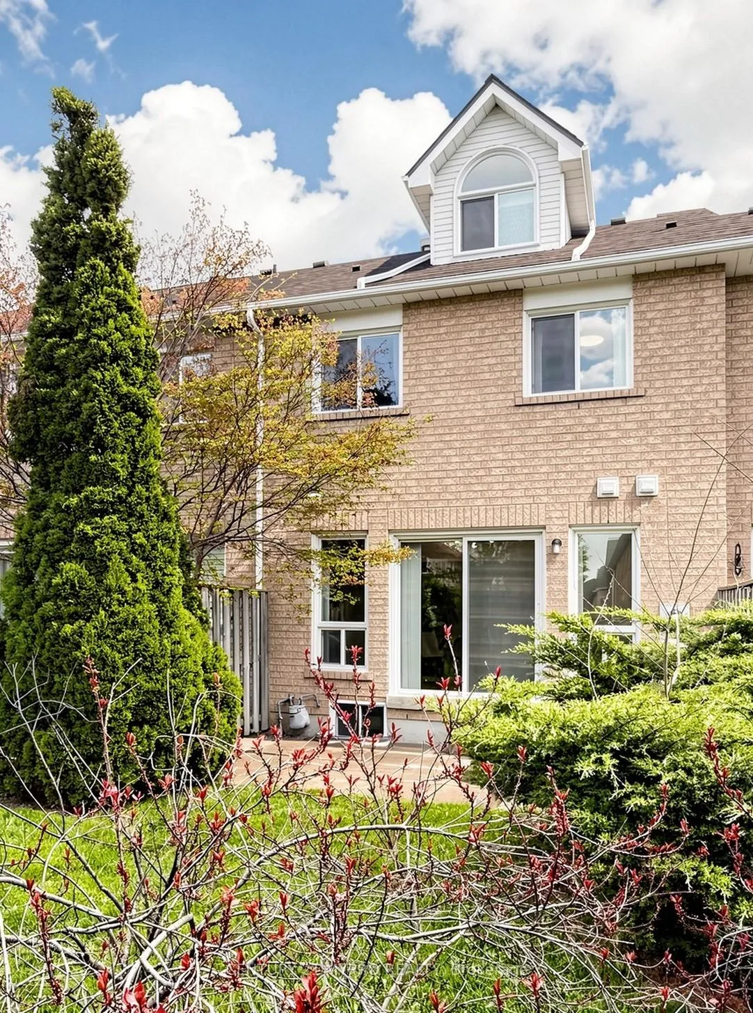 Photo 29 of Unit 77, 455 Apache Court, Mississauga, Hurontario — HOMEH