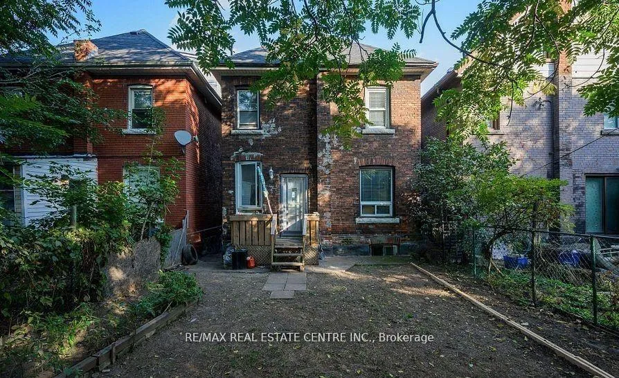 Photo 7 of 439 Wentworth St N, Hamilton, Industrial Sector — HOMEH