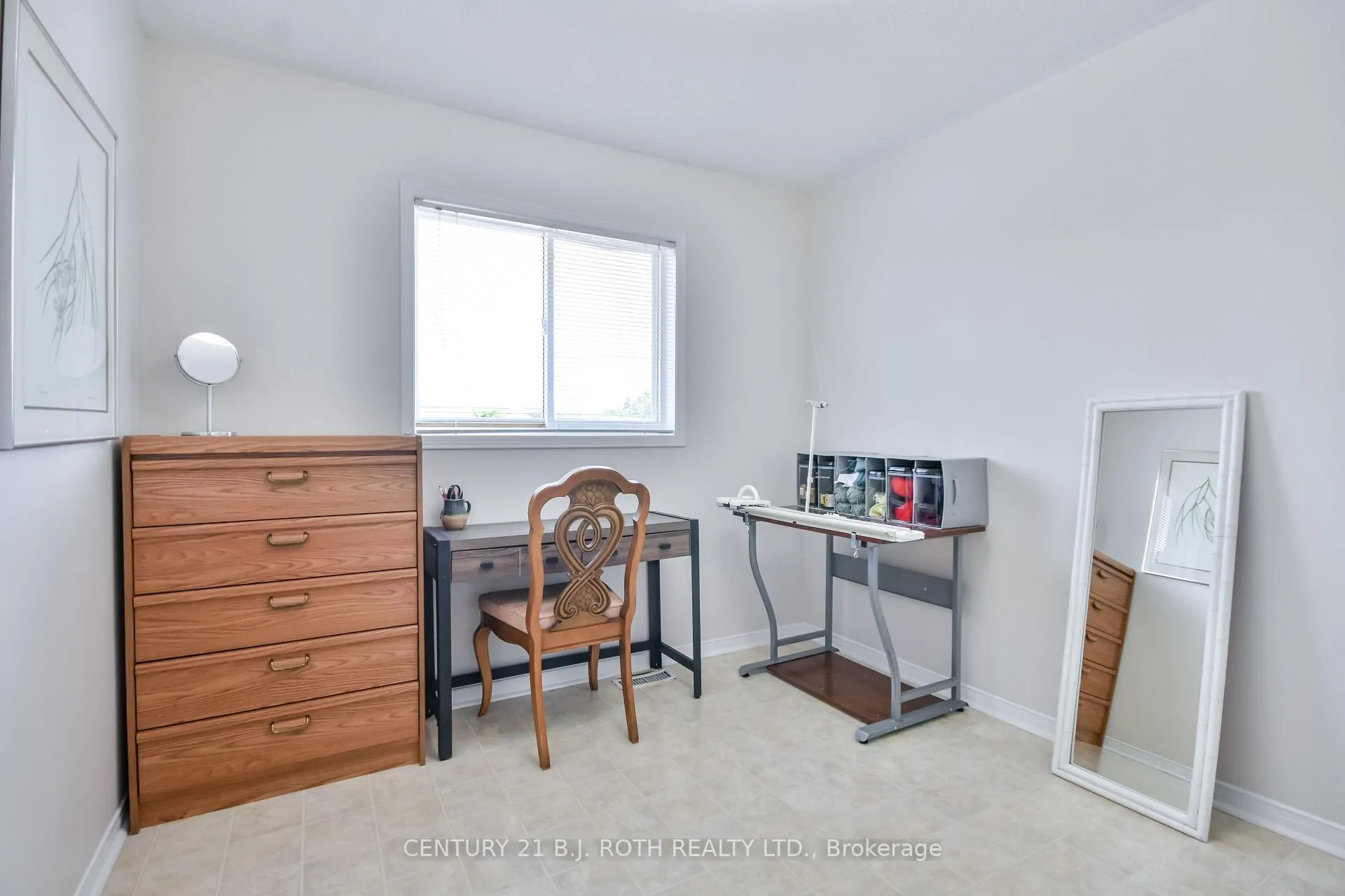 Photo 8 of 127 Golden Meadow Road, Barrie, Bayshore — HOMEH