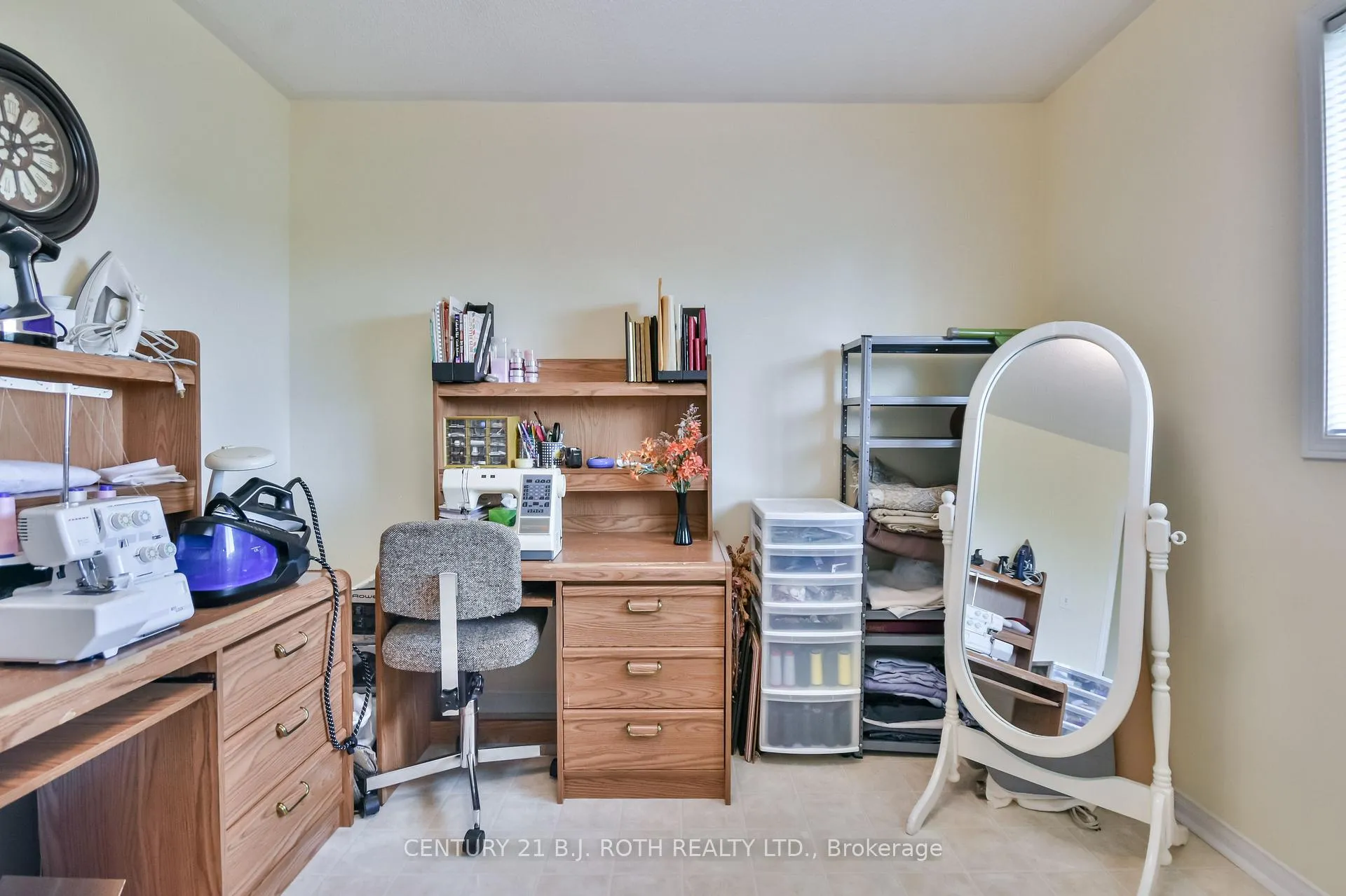 Photo 10 of 127 Golden Meadow Road, Barrie, Bayshore — HOMEH