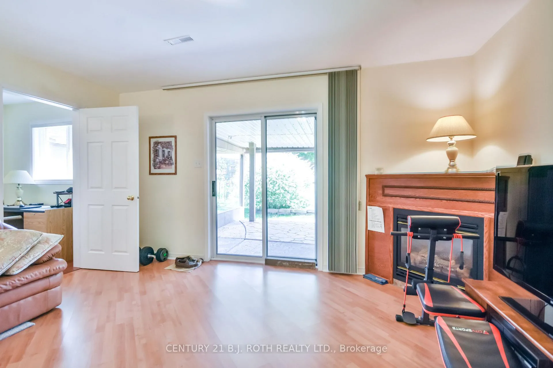 Photo 13 of 127 Golden Meadow Road, Barrie, Bayshore — HOMEH