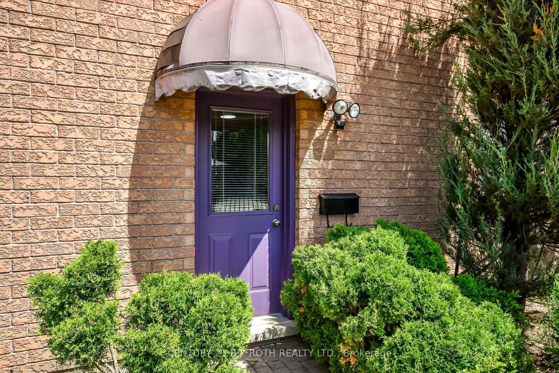 Photo 18 of 127 Golden Meadow Road, Barrie, Bayshore — HOMEH