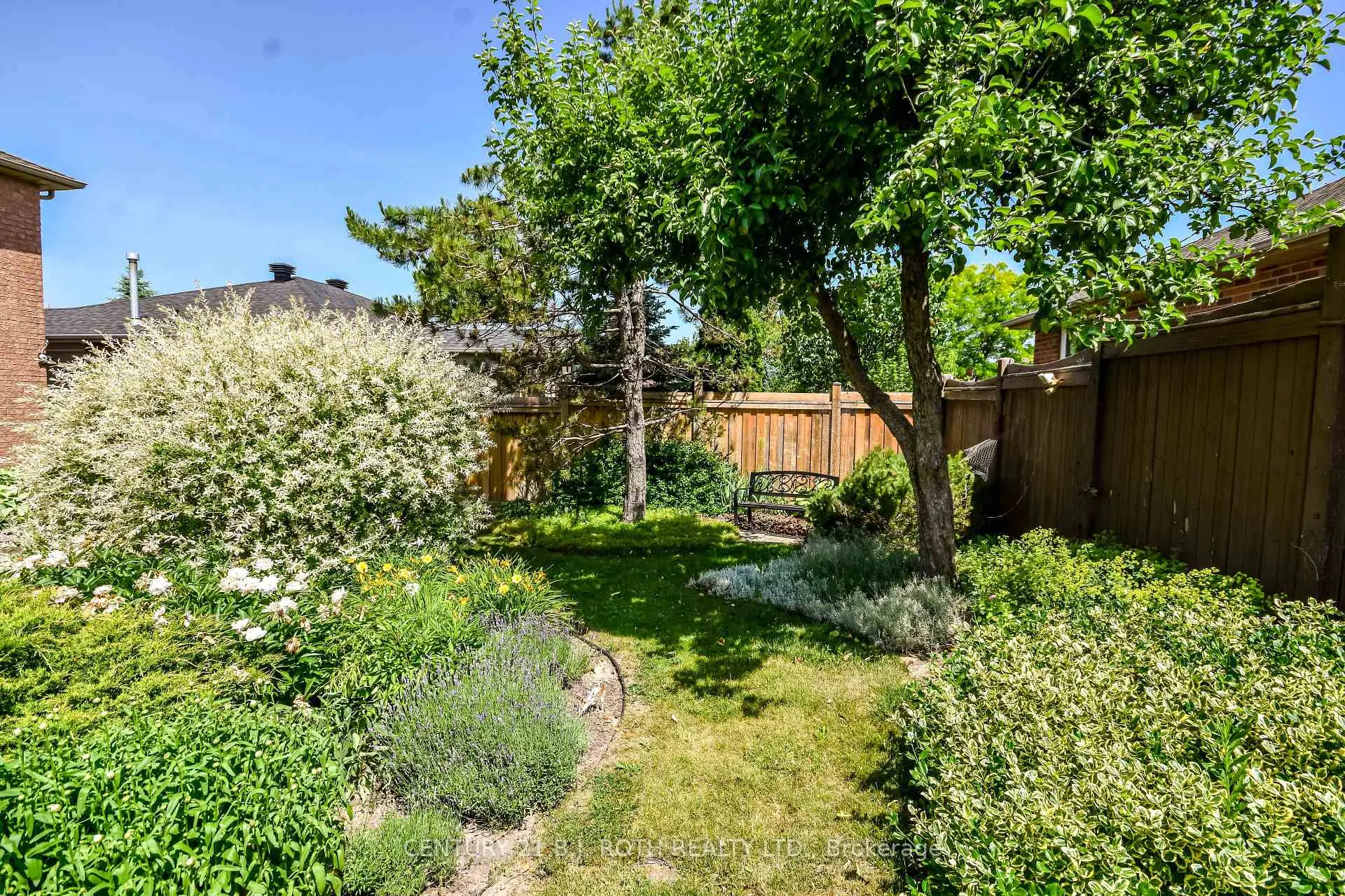 Photo 21 of 127 Golden Meadow Road, Barrie, Bayshore — HOMEH
