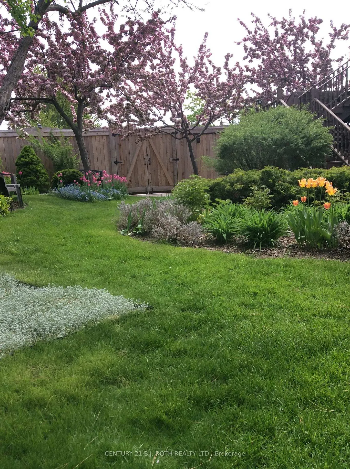 Photo 32 of 127 Golden Meadow Road, Barrie, Bayshore — HOMEH