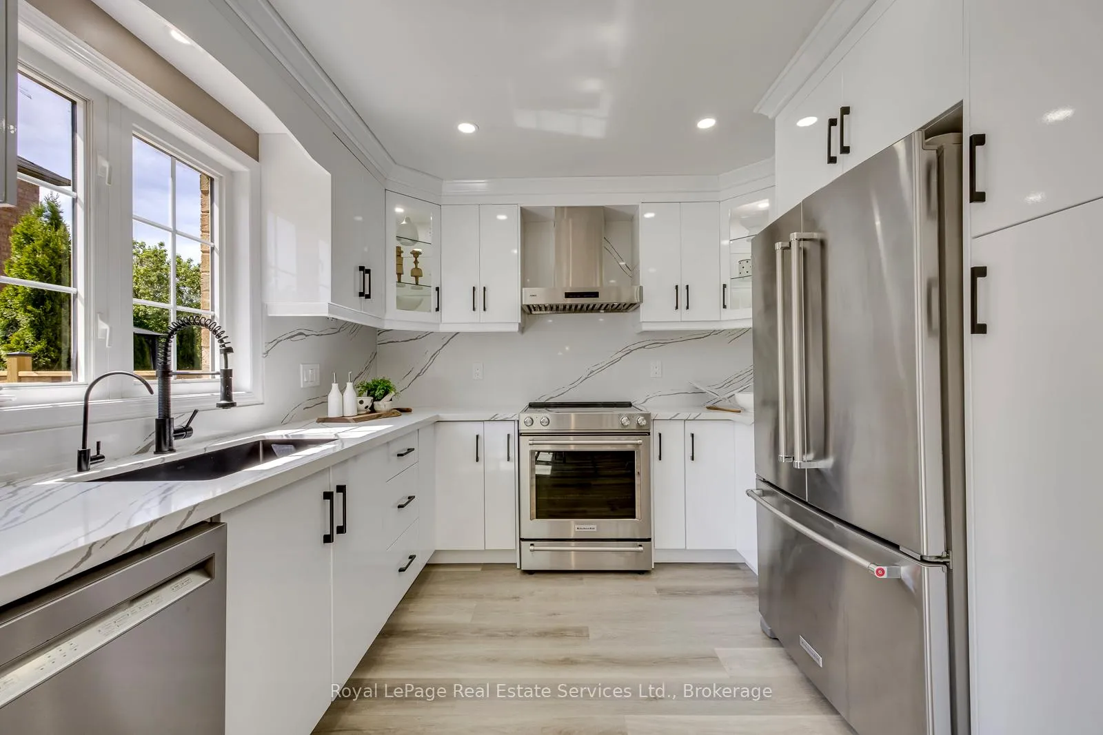 Photo 13 of 5636 Emma Drive, Burlington, Appleby — HOMEH