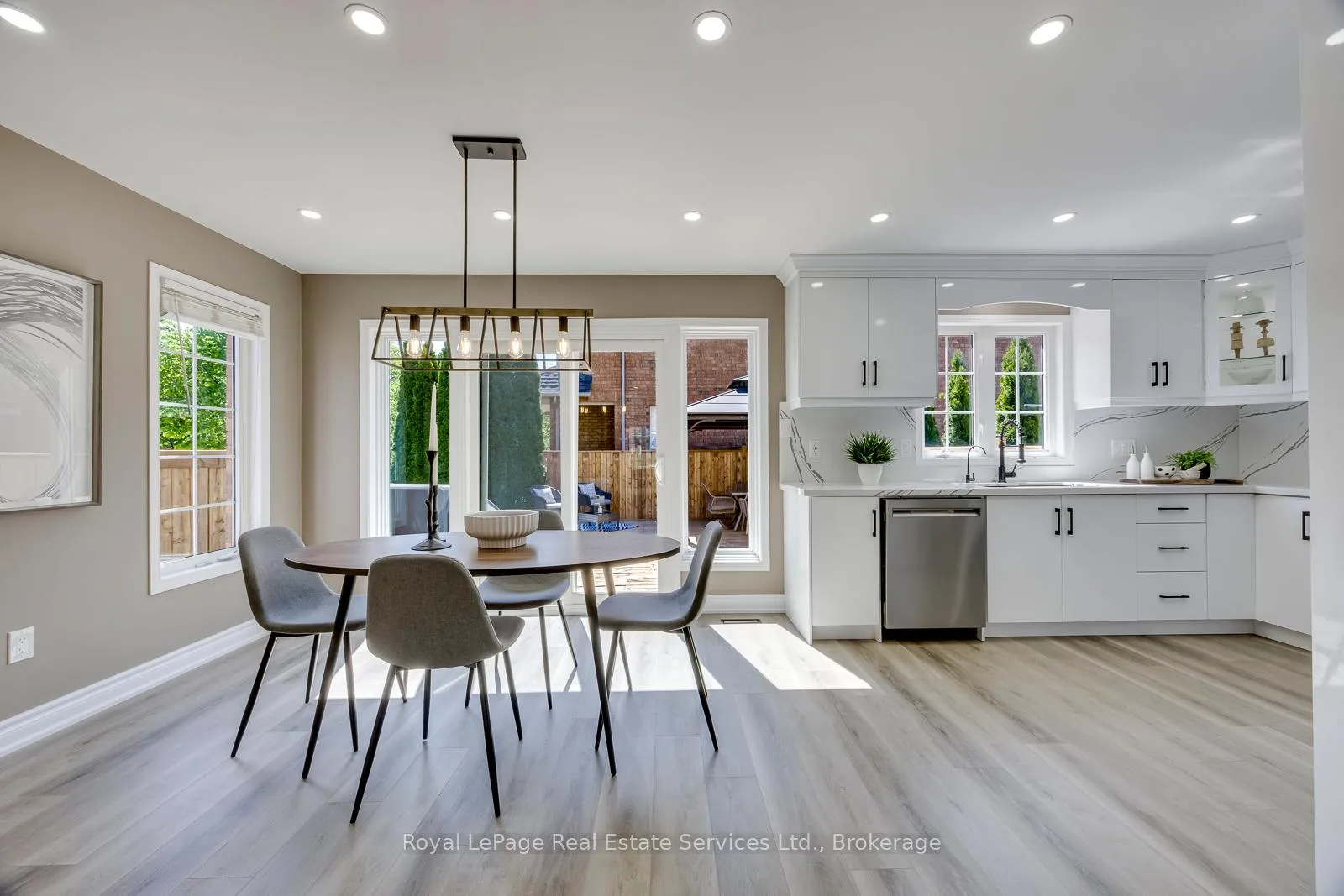 Photo 17 of 5636 Emma Drive, Burlington, Appleby — HOMEH
