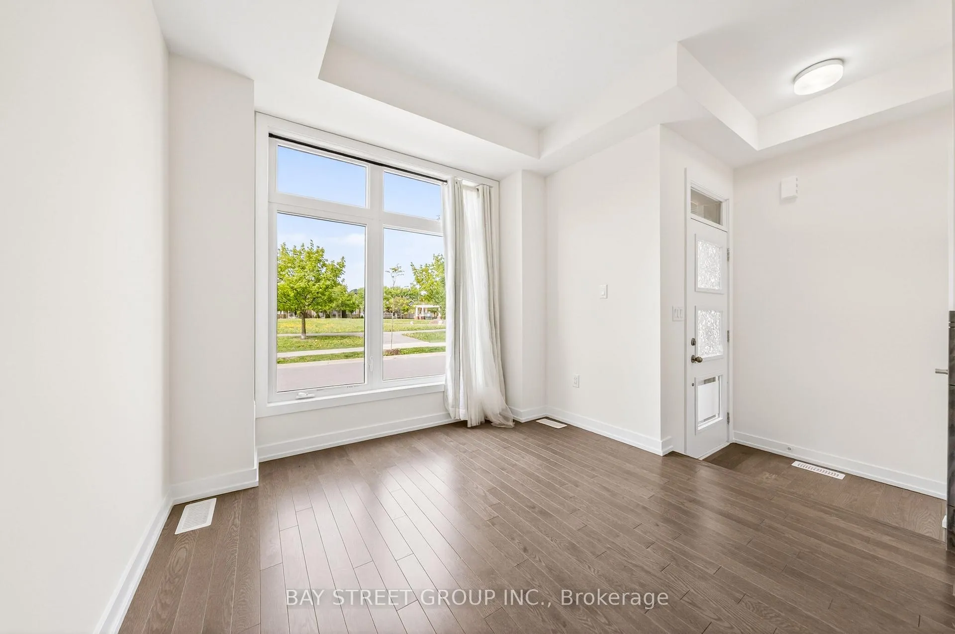Photo 4 of 223 Webb Street, Markham, Cornell — HOMEH