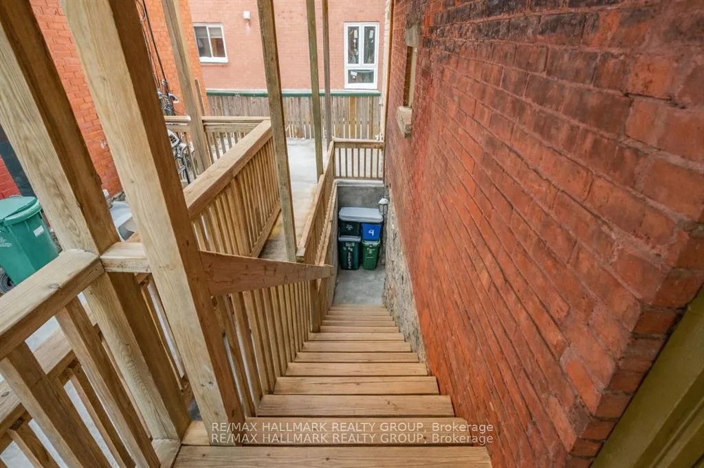 Photo 3 of 121 Osgoode Street, Ottawa, Sandy Hill — HOMEH