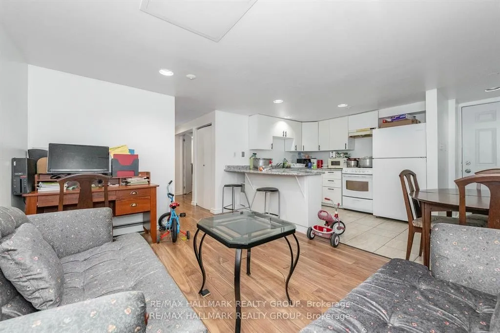 Photo 33 of 121 Osgoode Street, Ottawa, Sandy Hill — HOMEH