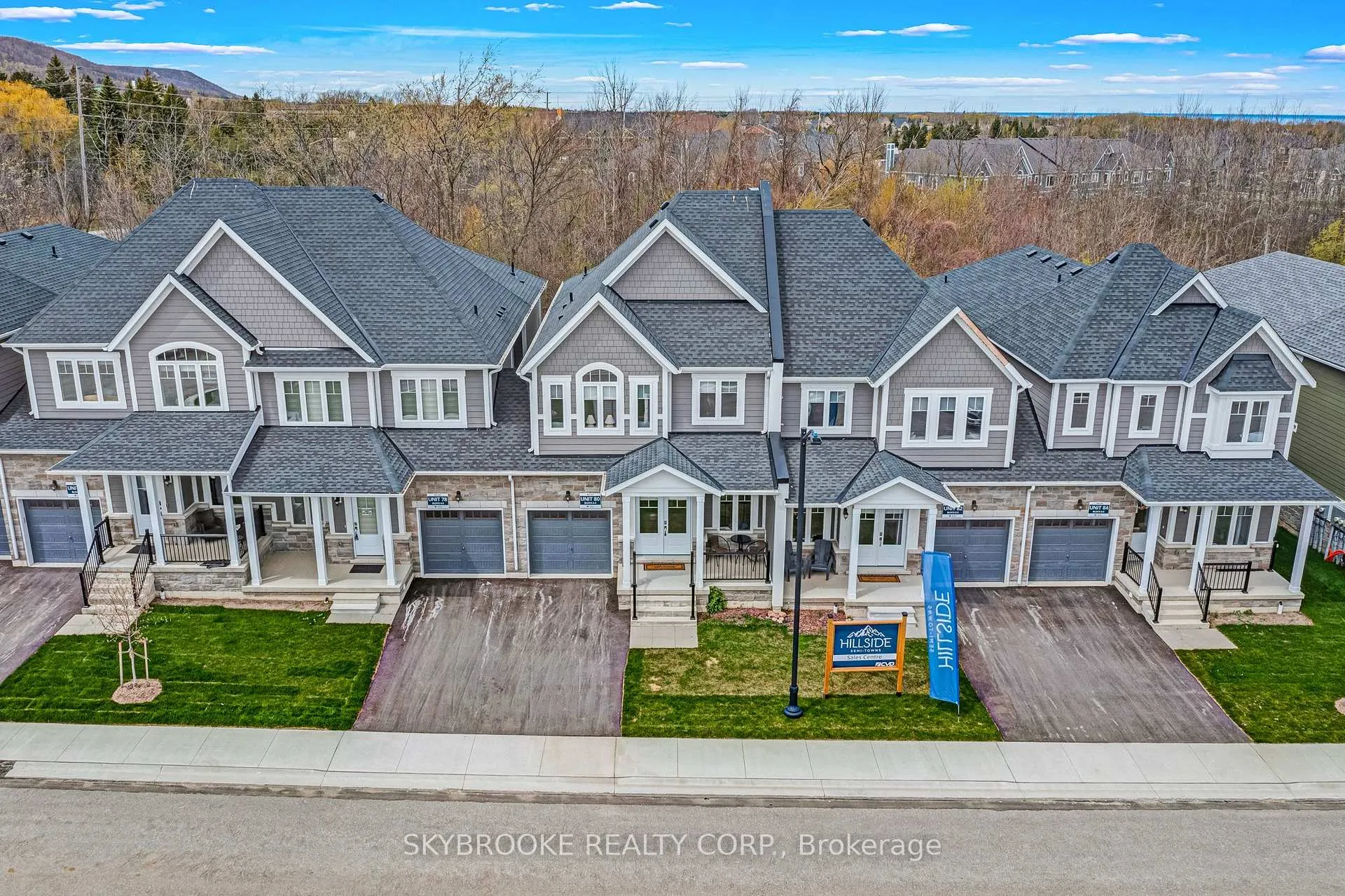 Photo 2 of Unit 12, 190 Crosswinds Boulevard, Blue Mountains — HOMEH