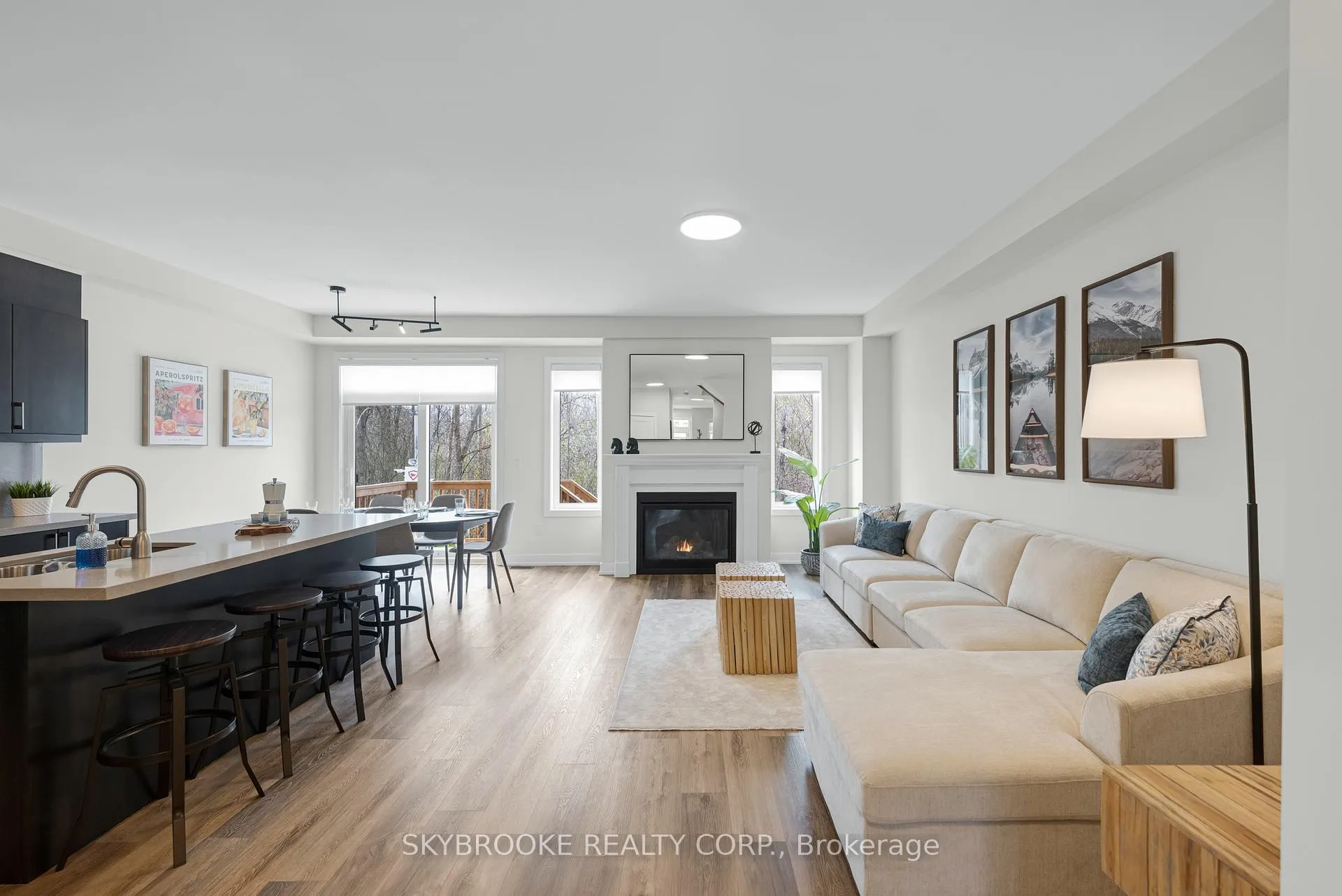 Photo 10 of Unit 12, 190 Crosswinds Boulevard, Blue Mountains — HOMEH