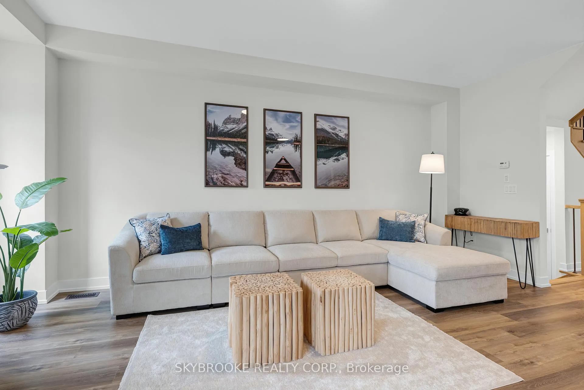 Photo 13 of Unit 12, 190 Crosswinds Boulevard, Blue Mountains — HOMEH