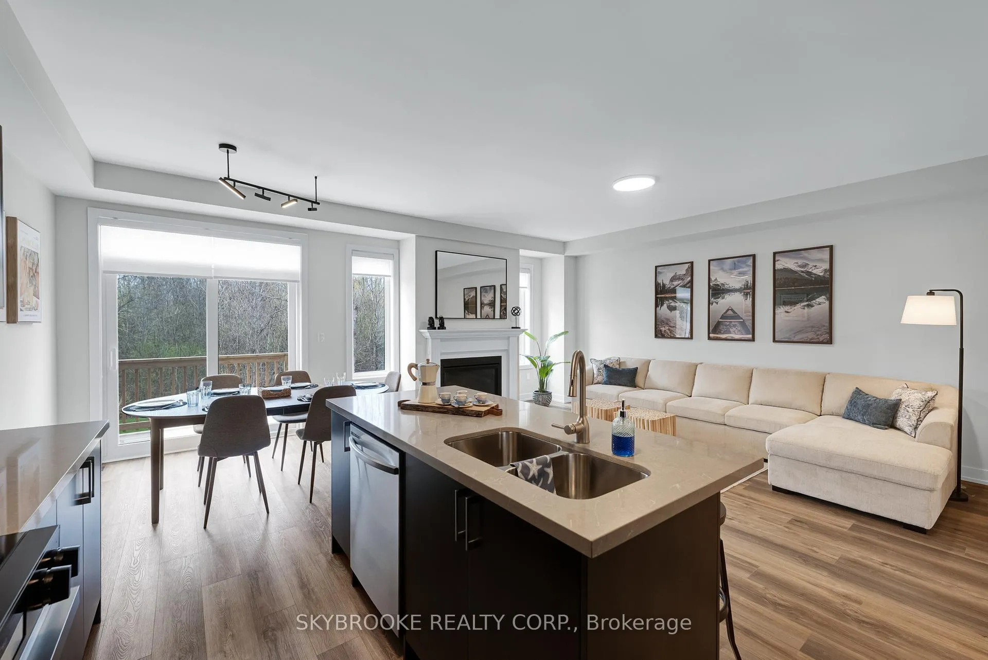 Photo 21 of Unit 12, 190 Crosswinds Boulevard, Blue Mountains — HOMEH