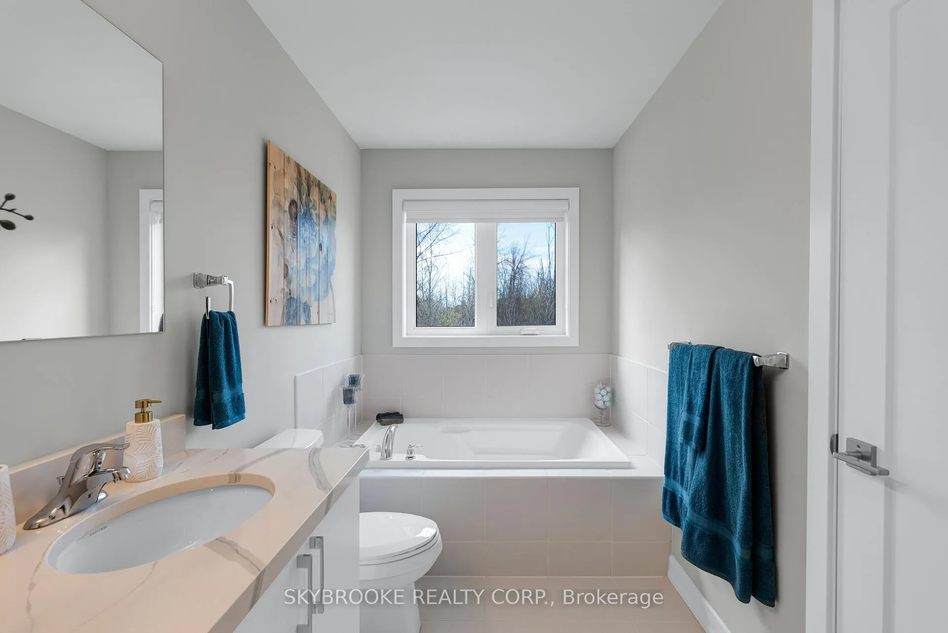 Photo 33 of Unit 12, 190 Crosswinds Boulevard, Blue Mountains — HOMEH
