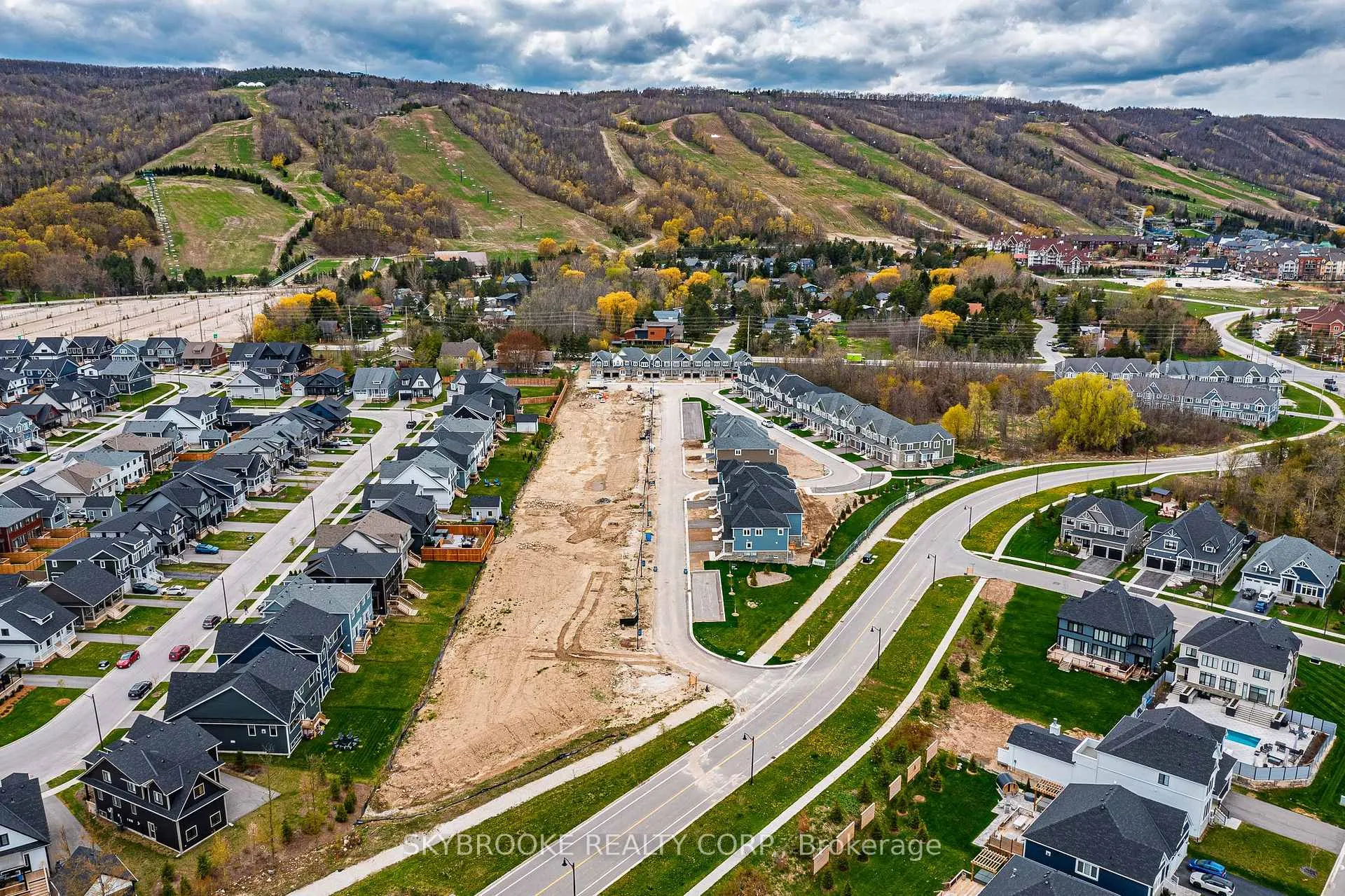 Photo 12 of 190 Crosswinds Boulevard, Blue Mountains — HOMEH