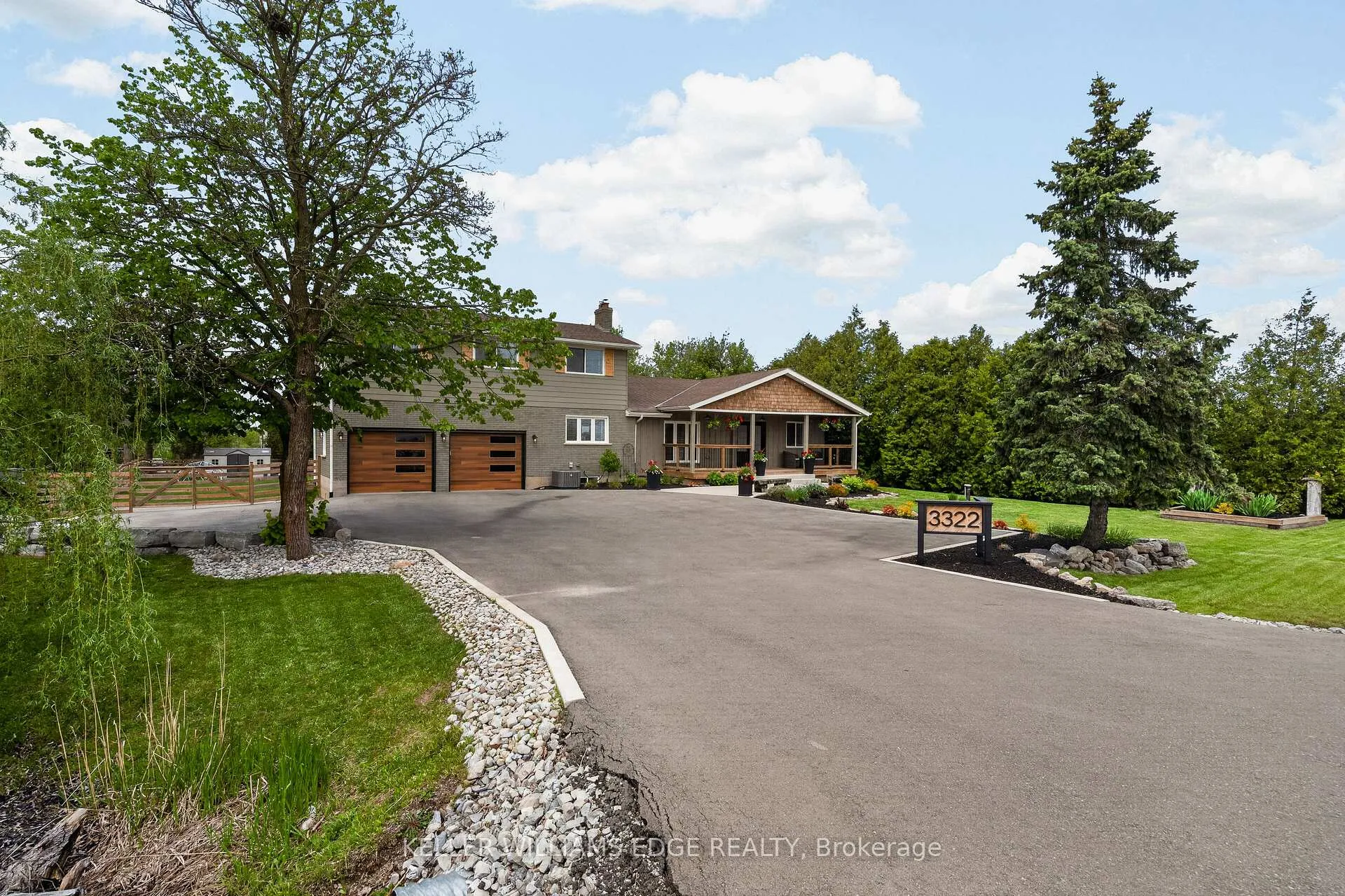 Photo 2 of 3322 Regional Road, Hamilton, Binbrook — HOMEH