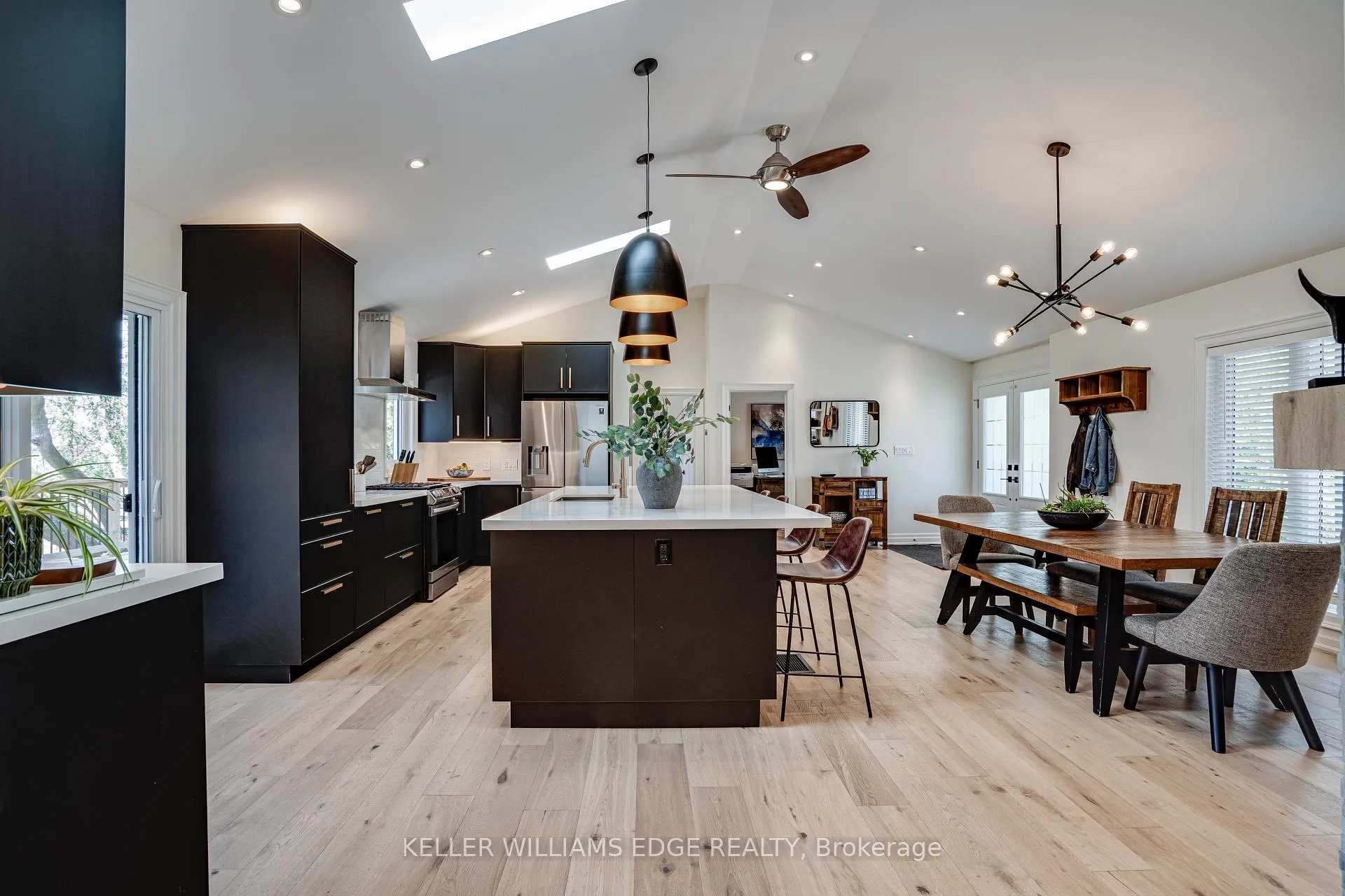 Photo 9 of 3322 Regional Road, Hamilton, Binbrook — HOMEH