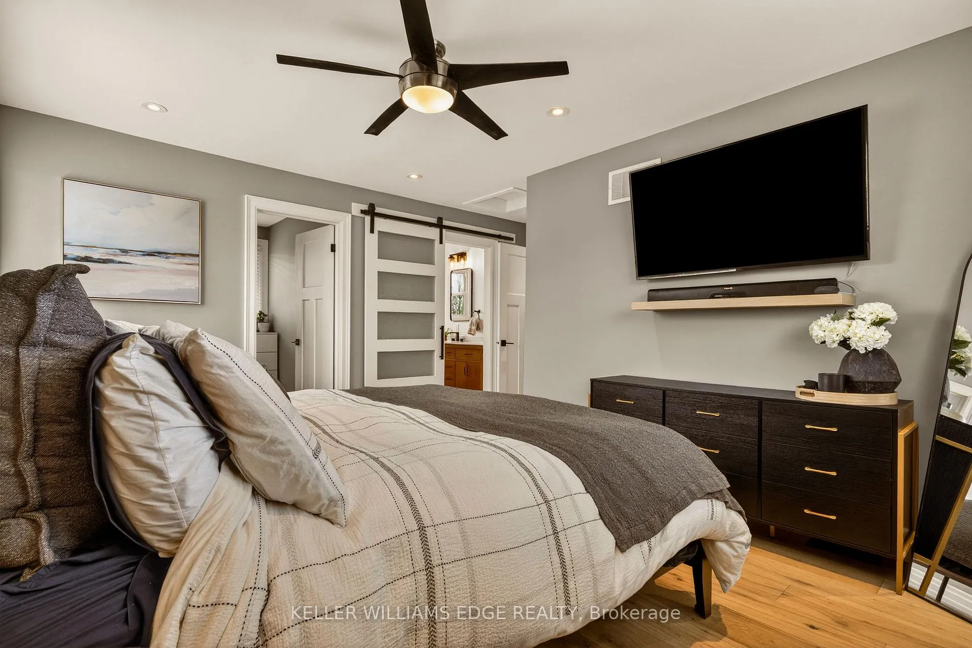 Photo 17 of 3322 Regional Road, Hamilton, Binbrook — HOMEH