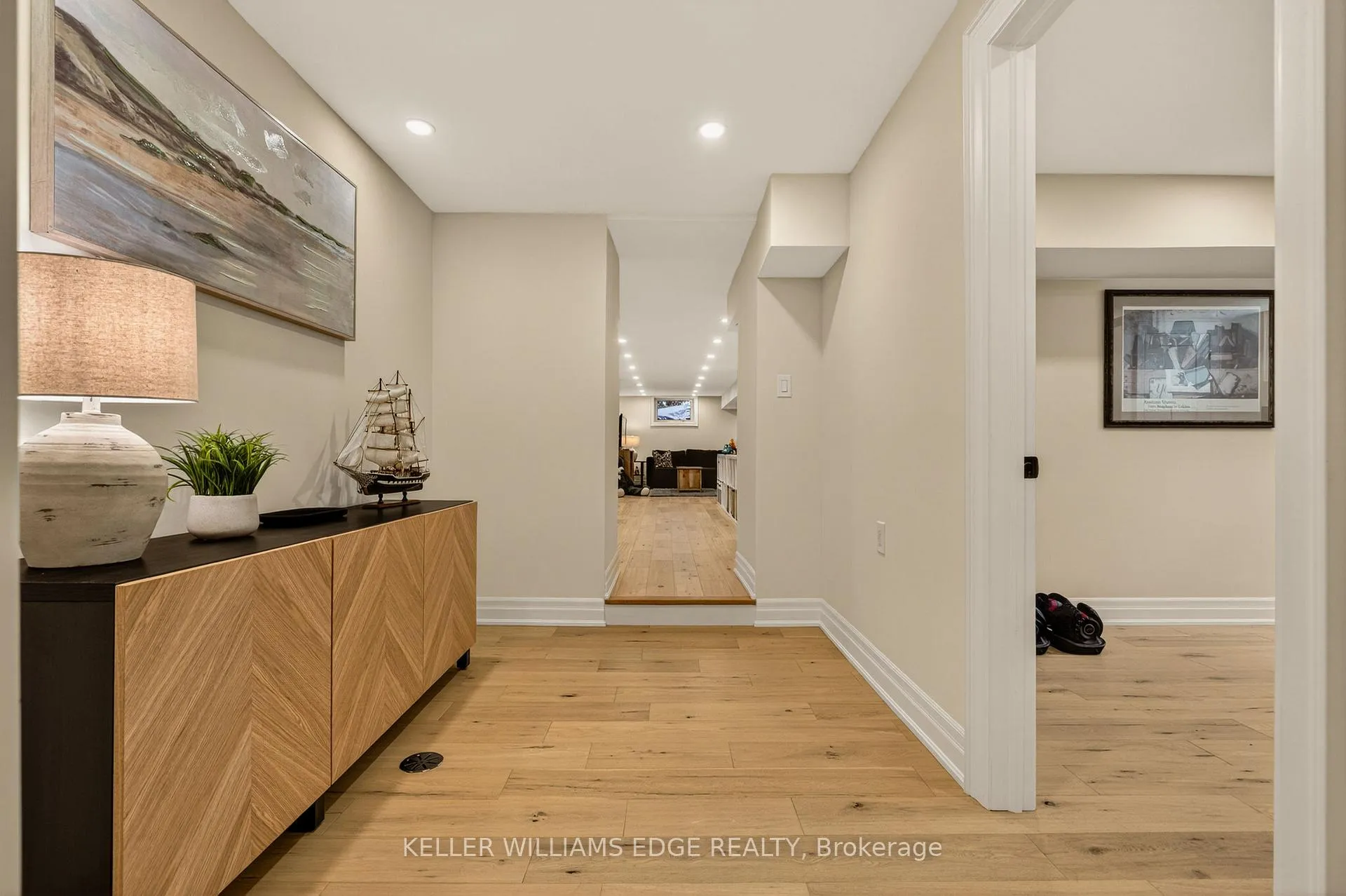 Photo 32 of 3322 Regional Road, Hamilton, Binbrook — HOMEH