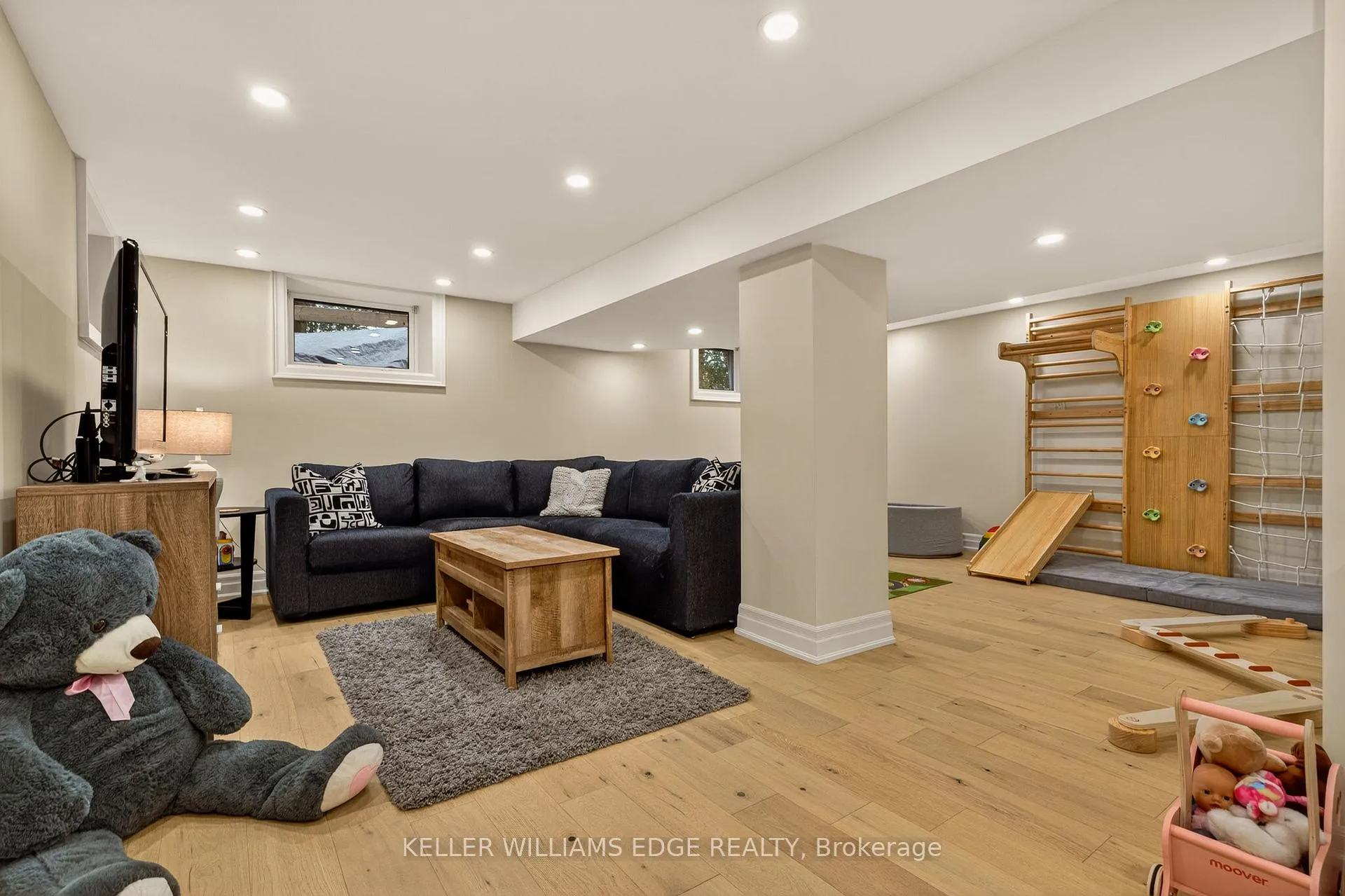 Photo 36 of 3322 Regional Road, Hamilton, Binbrook — HOMEH