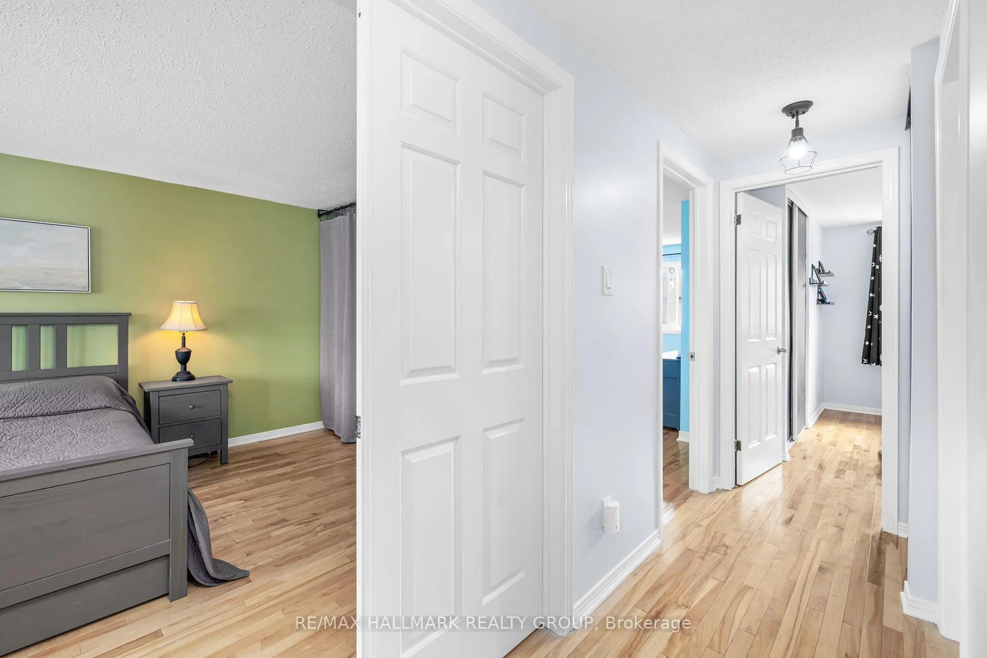 Photo 20 of 54 Fireside Crescent, Ottawa, Hunt Club Park/Greenboro — HOMEH
