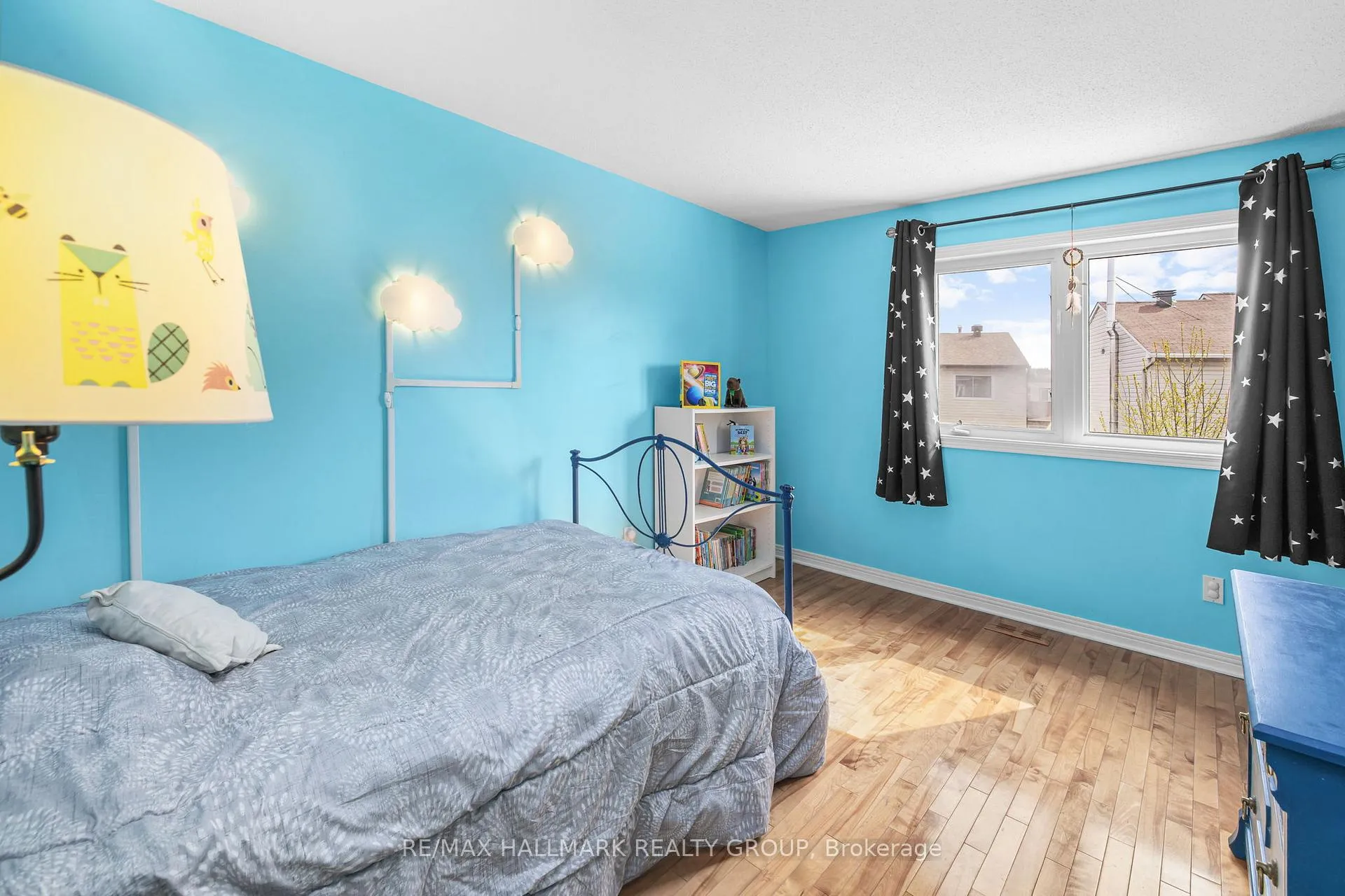 Photo 21 of 54 Fireside Crescent, Ottawa, Hunt Club Park/Greenboro — HOMEH