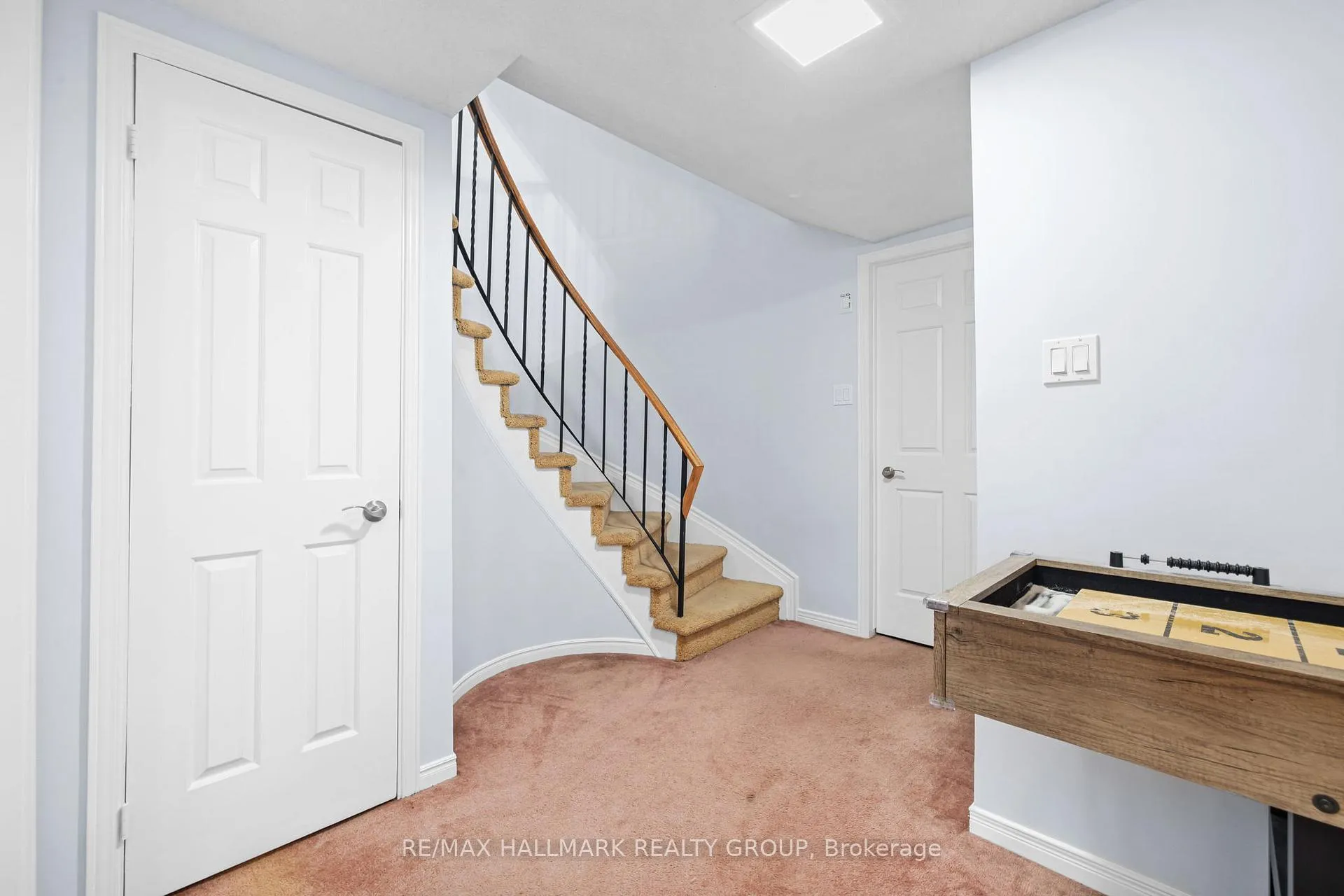 Photo 28 of 54 Fireside Crescent, Ottawa, Hunt Club Park/Greenboro — HOMEH
