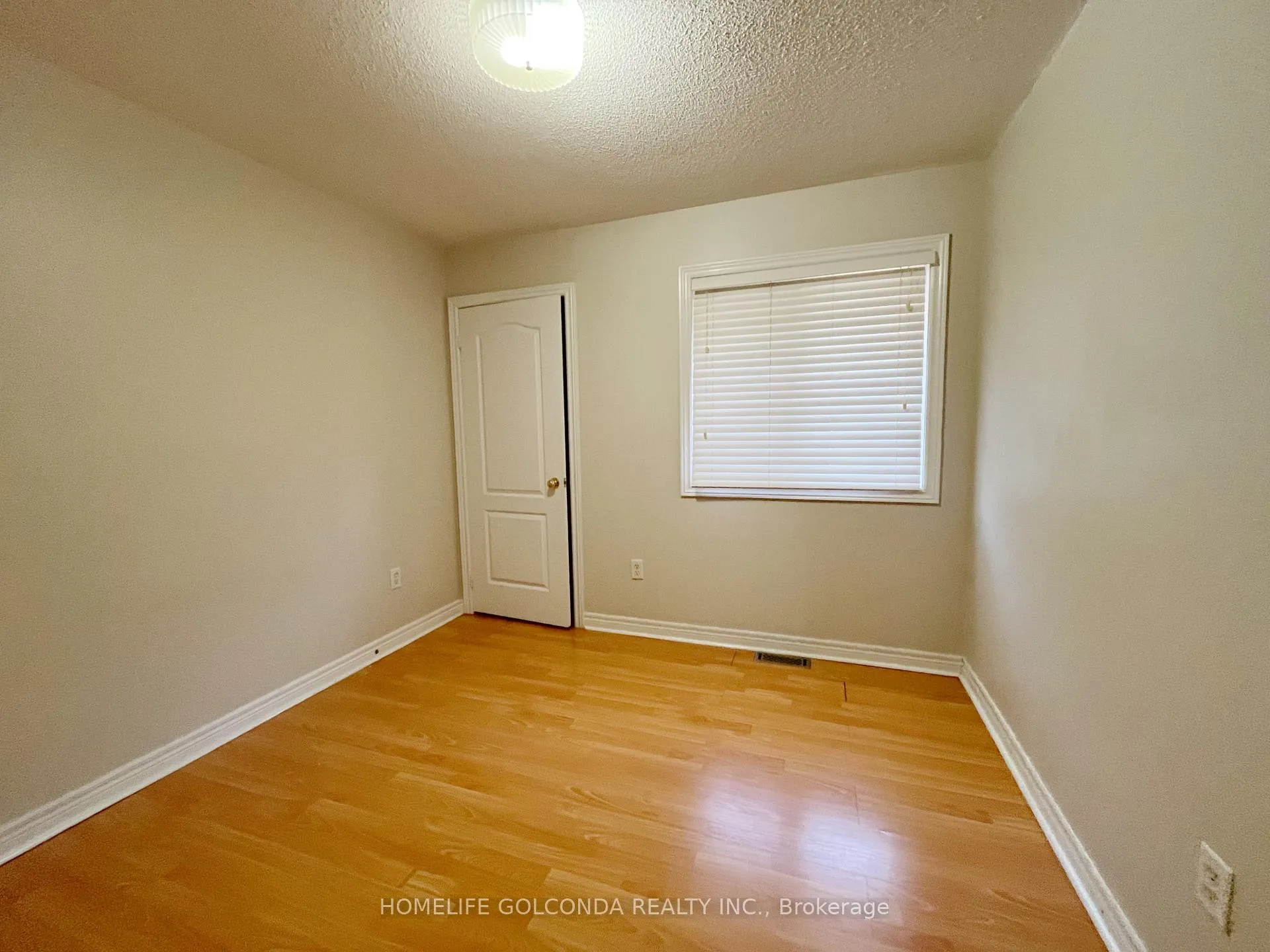 Photo 11 of 28 Barnstone Drive, Markham, Wismer — HOMEH