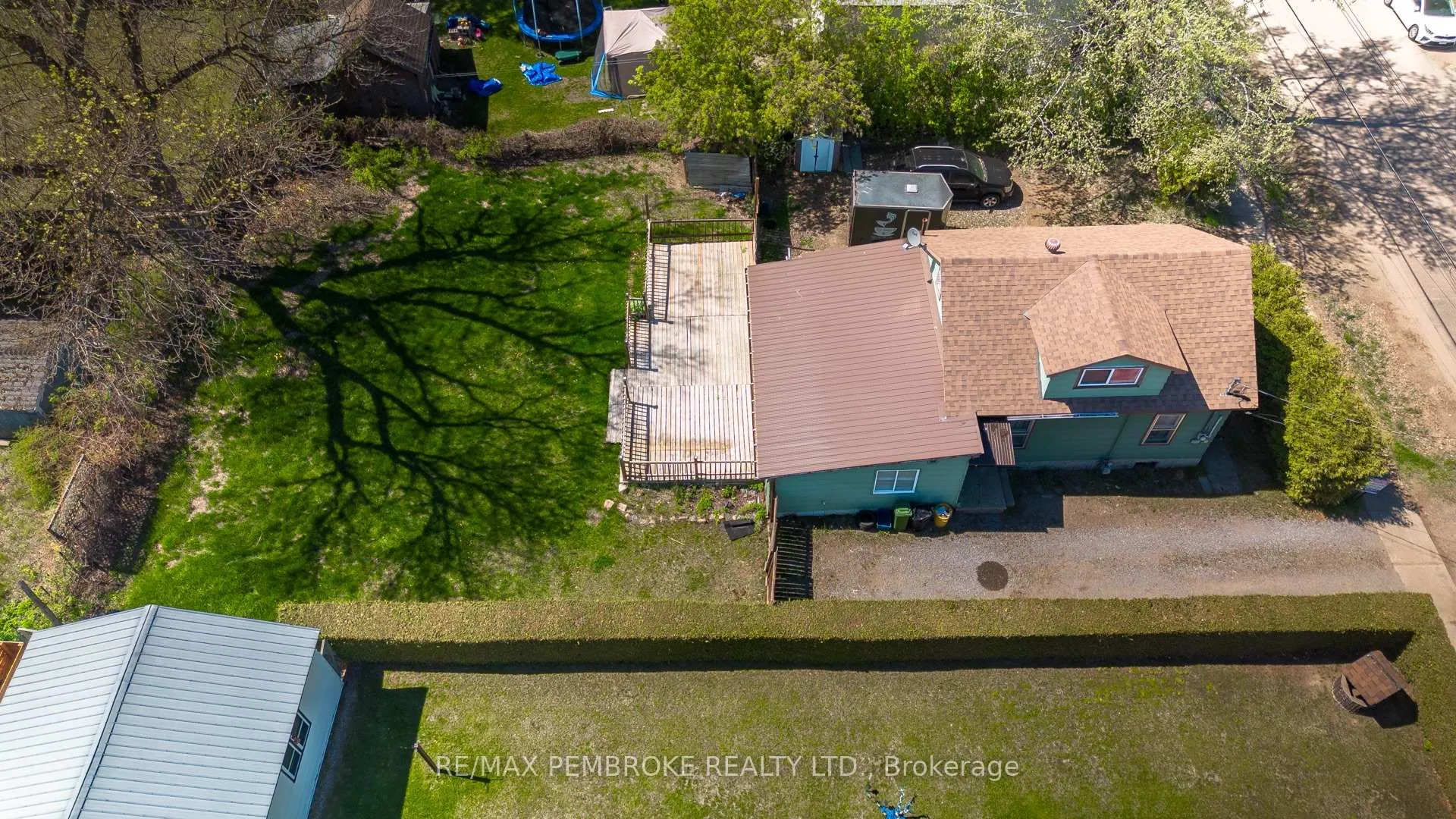 Photo 32 of 1008 Bronx Street, Pembroke — HOMEH