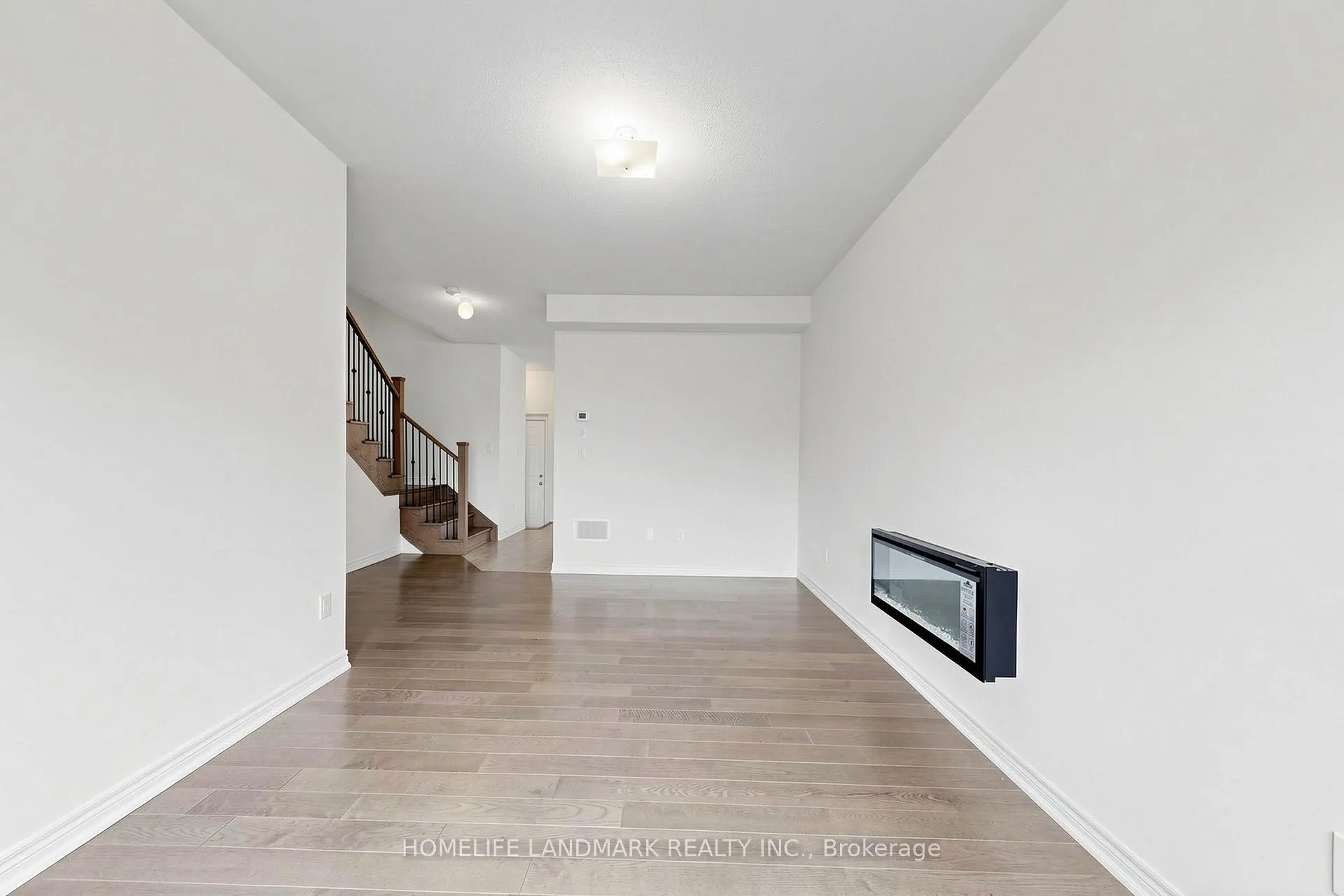 Photo 9 of 2686 Delphinium Trail, Pickering, Rural Pickering — HOMEH