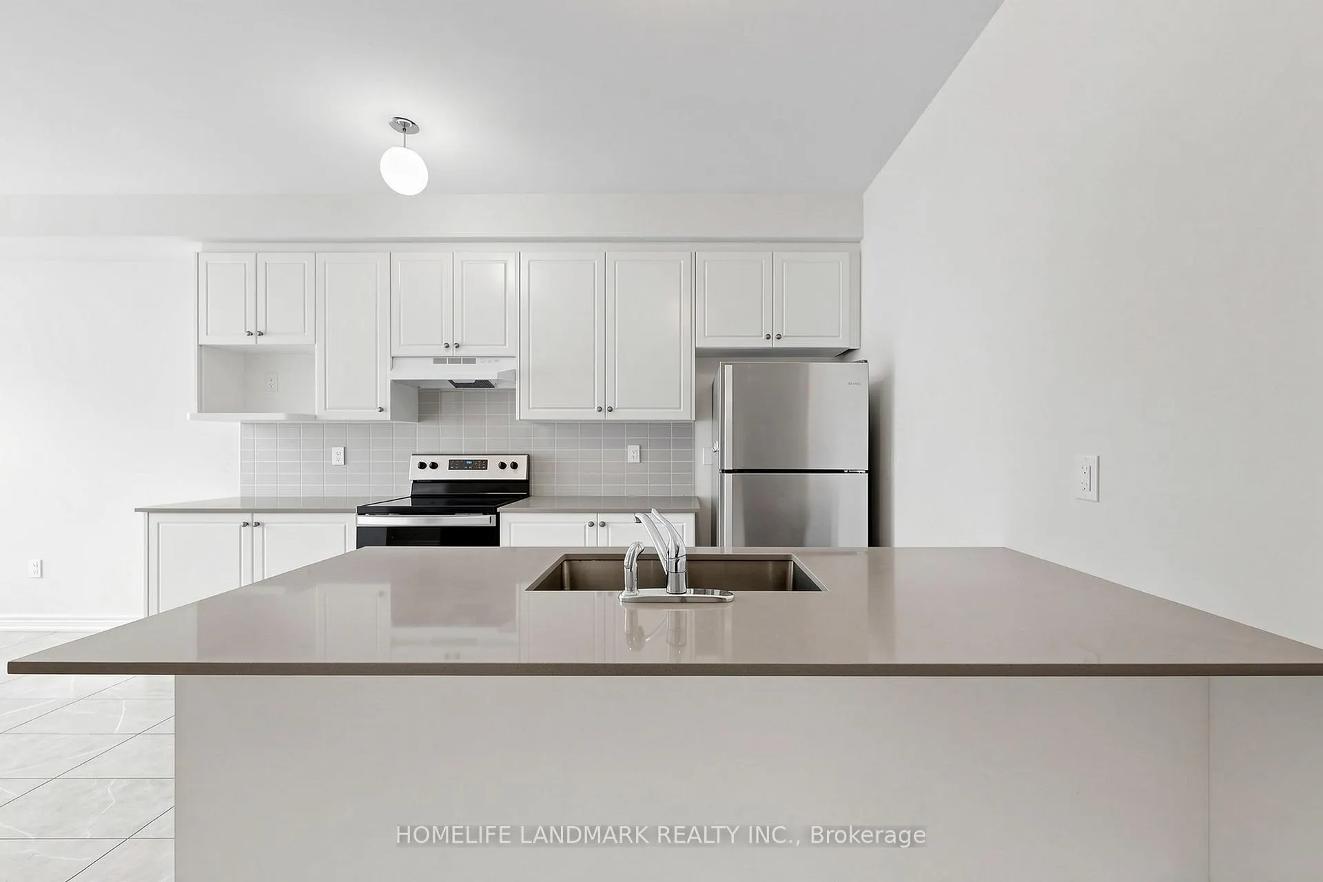 Photo 12 of 2686 Delphinium Trail, Pickering, Rural Pickering — HOMEH