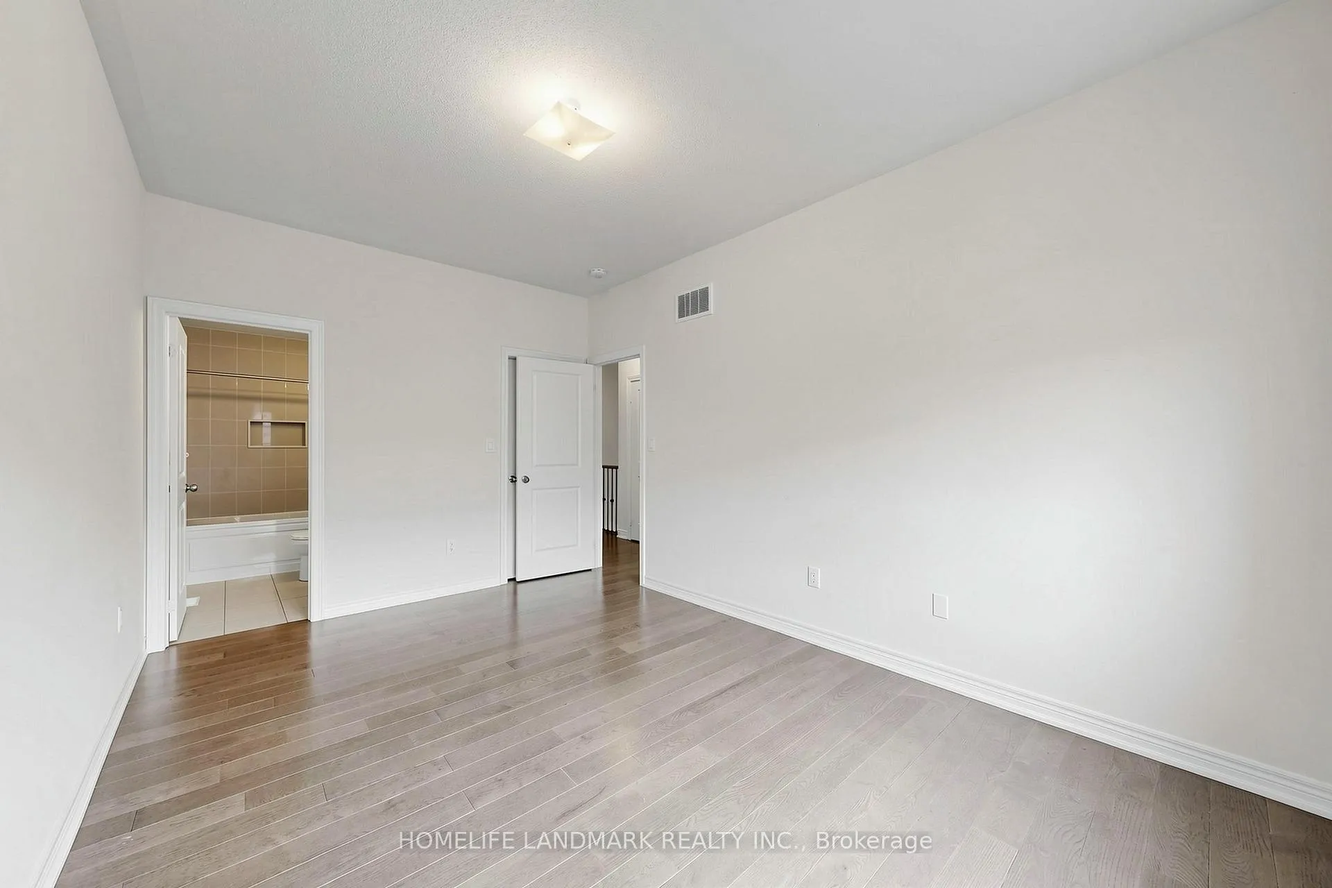 Photo 29 of 2686 Delphinium Trail, Pickering, Rural Pickering — HOMEH