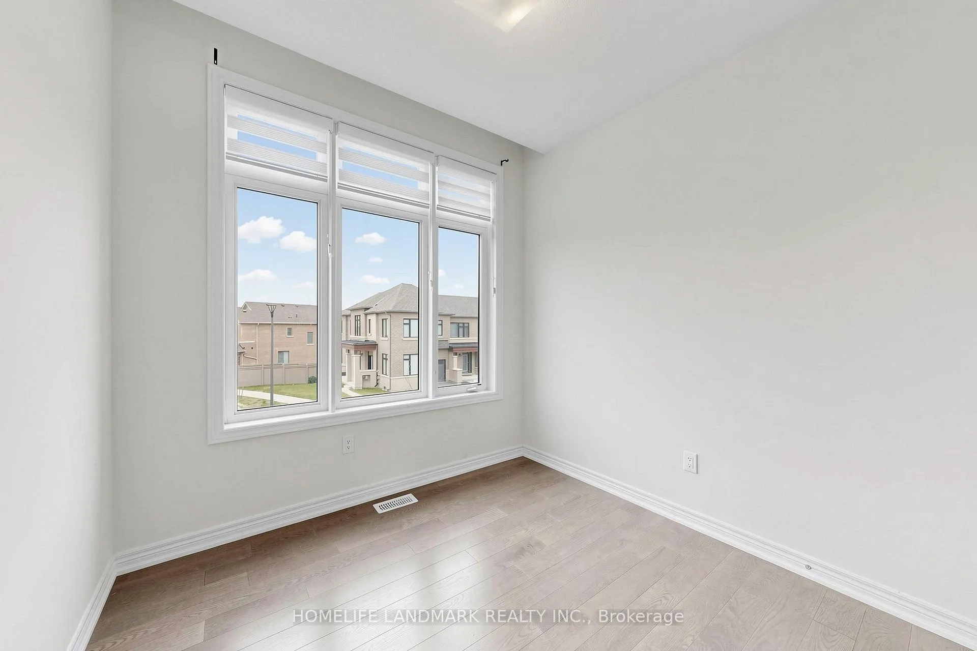 Photo 34 of 2686 Delphinium Trail, Pickering, Rural Pickering — HOMEH