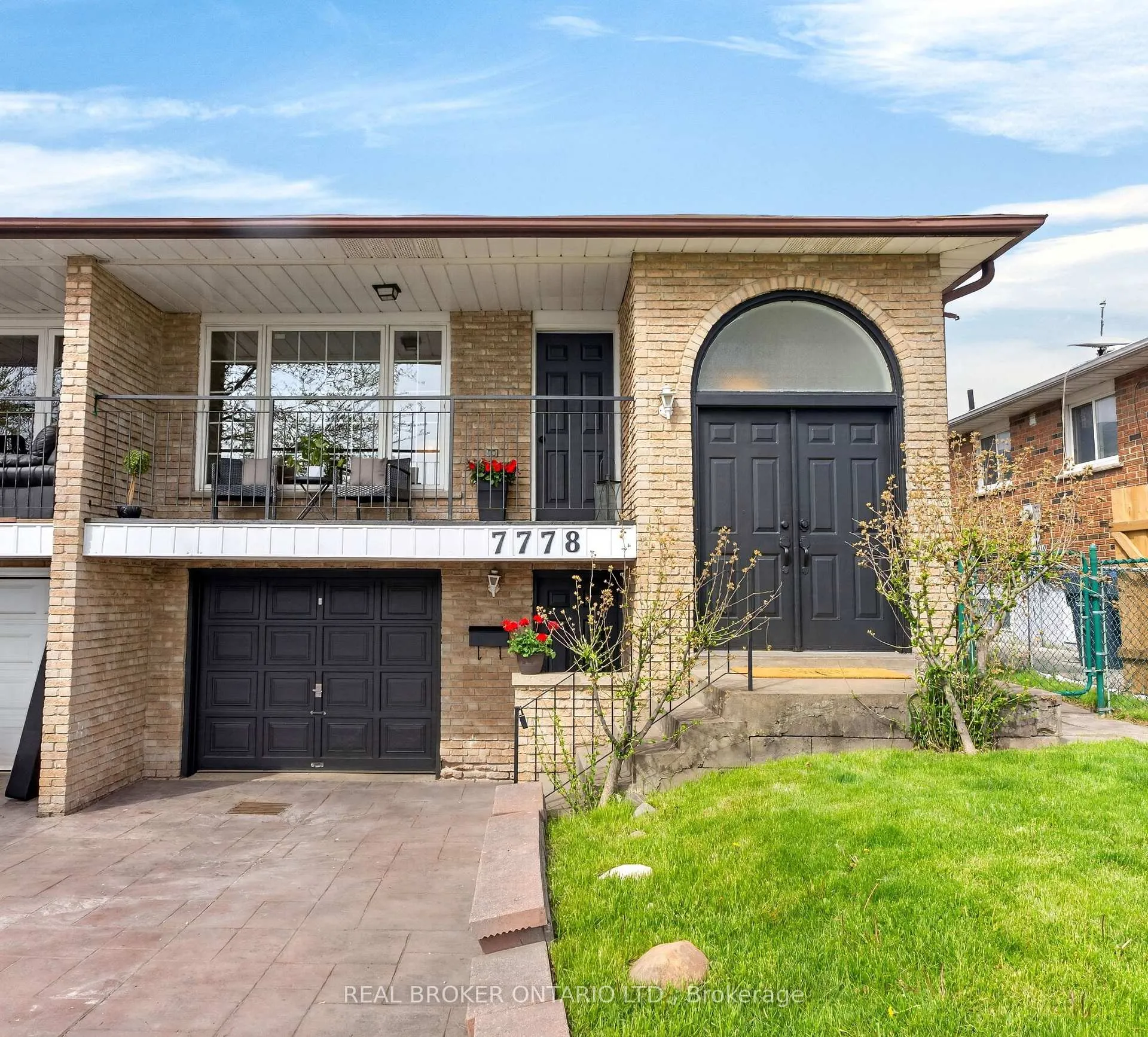 Photo 2 of 7778 Benavon Road, Mississauga, Malton — HOMEH