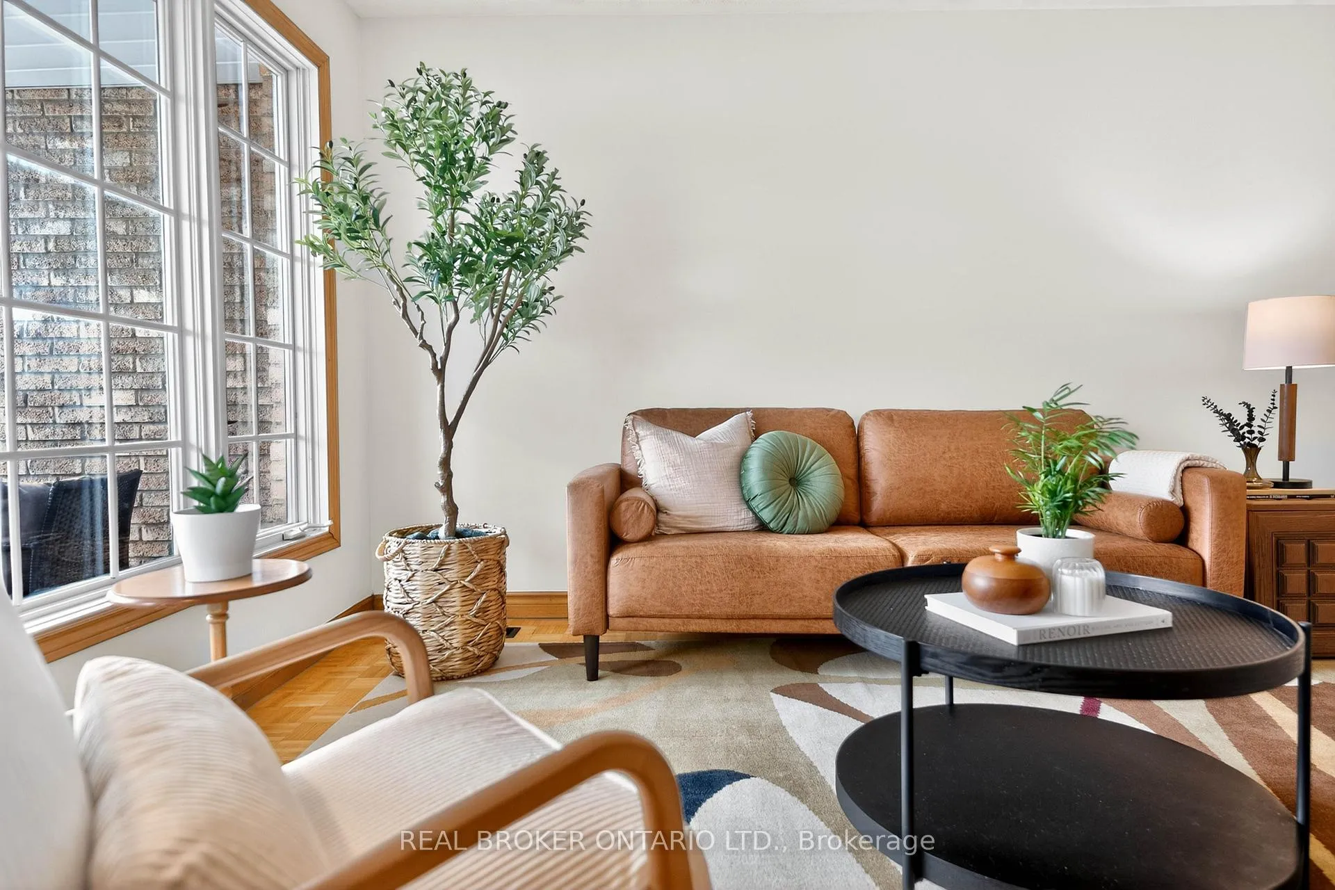 Photo 6 of 7778 Benavon Road, Mississauga, Malton — HOMEH