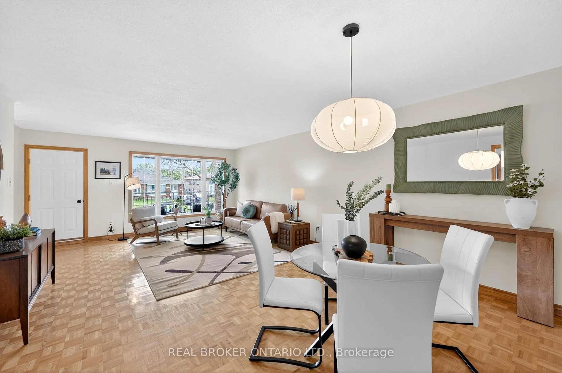 Photo 11 of 7778 Benavon Road, Mississauga, Malton — HOMEH