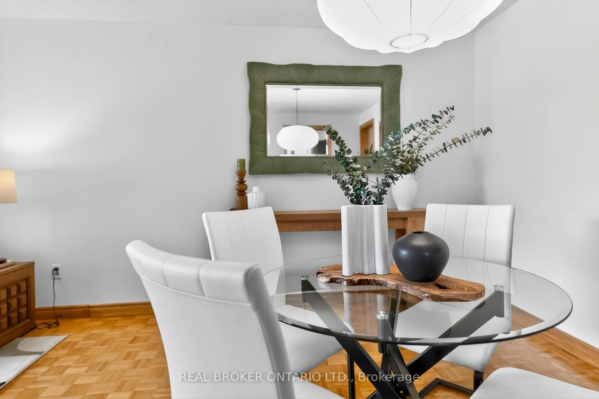 Photo 12 of 7778 Benavon Road, Mississauga, Malton — HOMEH